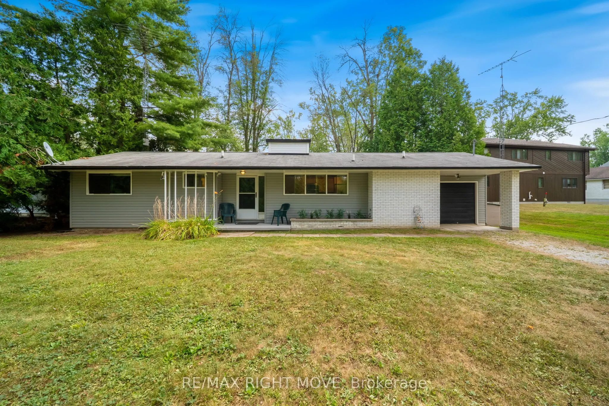 2551 Amigo Drive