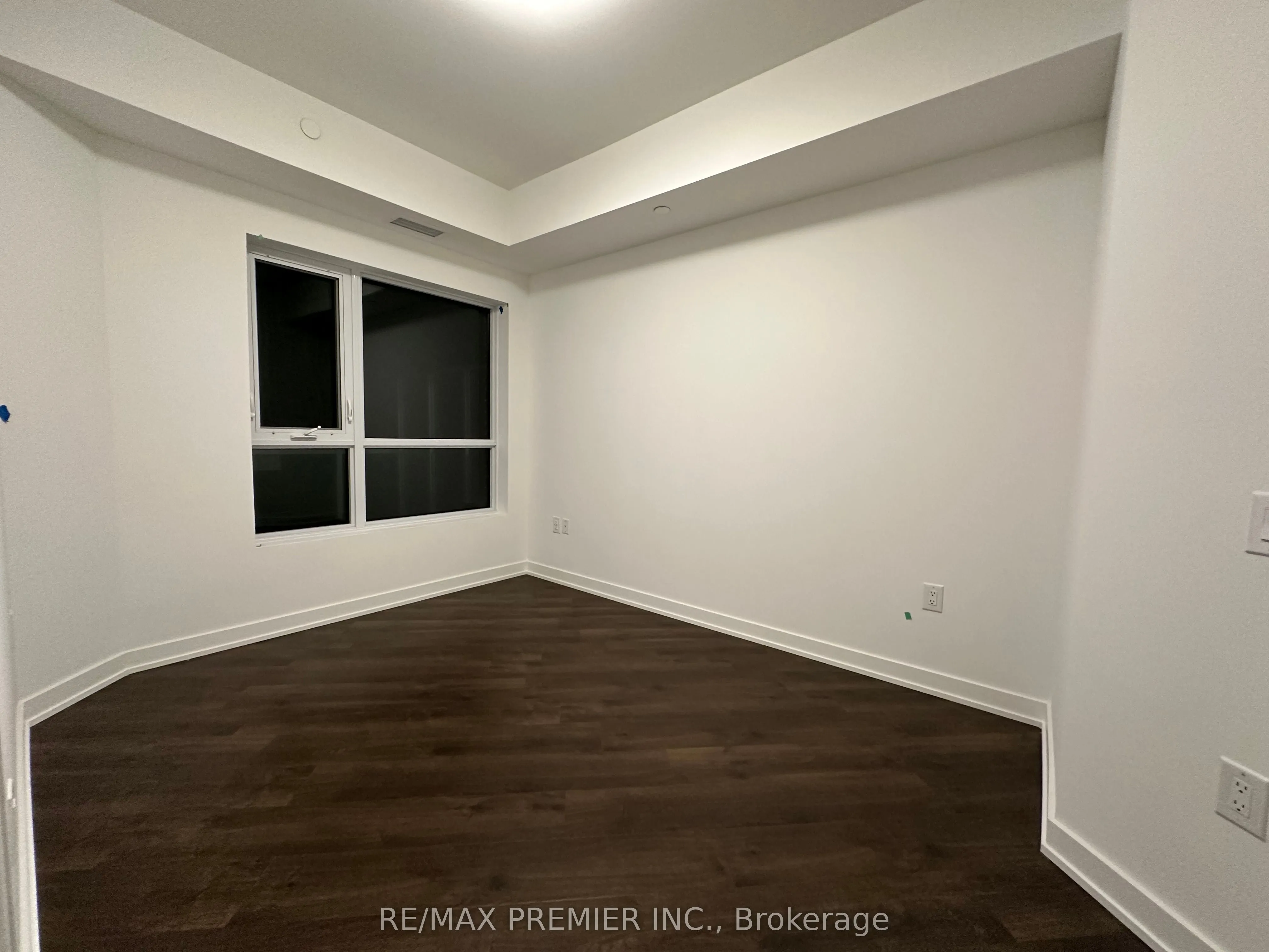 56 Lakeside Terrace, #207