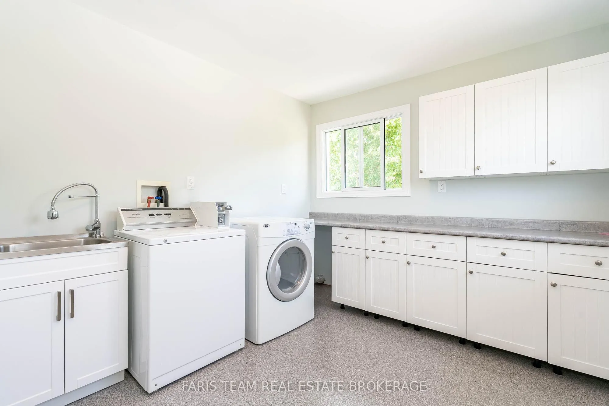 346 Lafontaine Road W