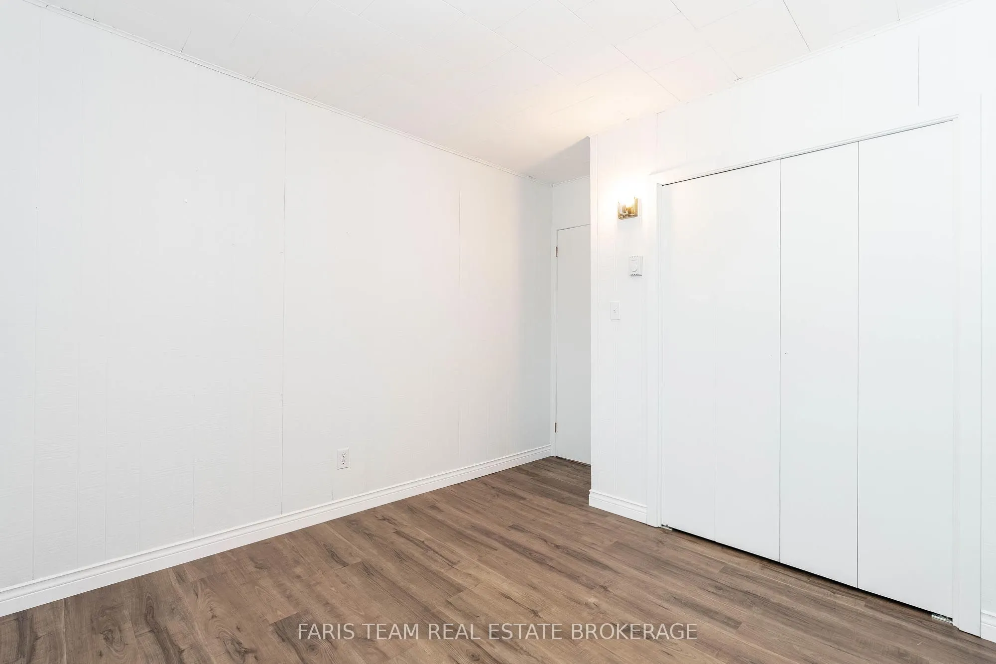 346 Lafontaine Road W