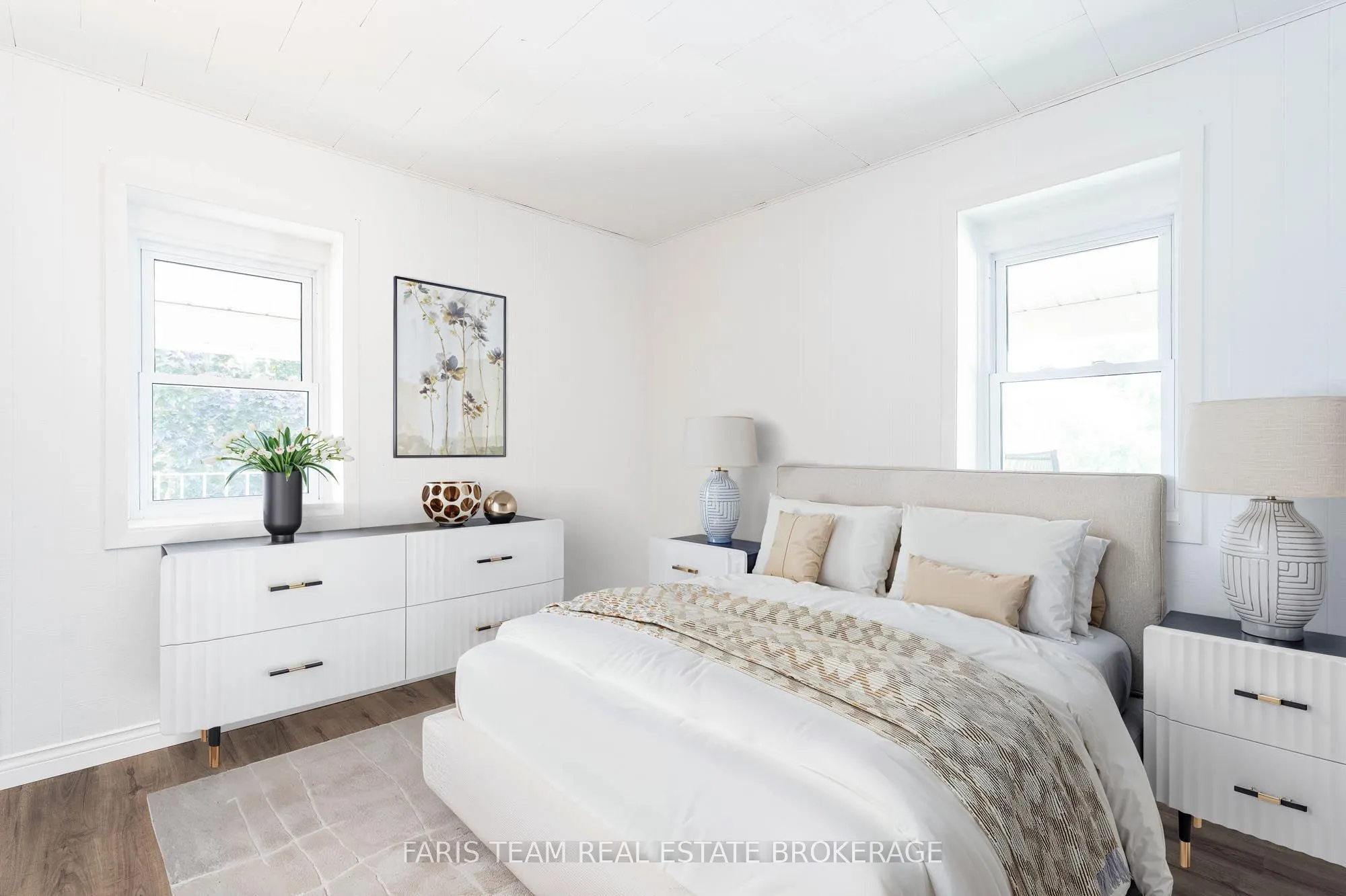 346 Lafontaine Road W