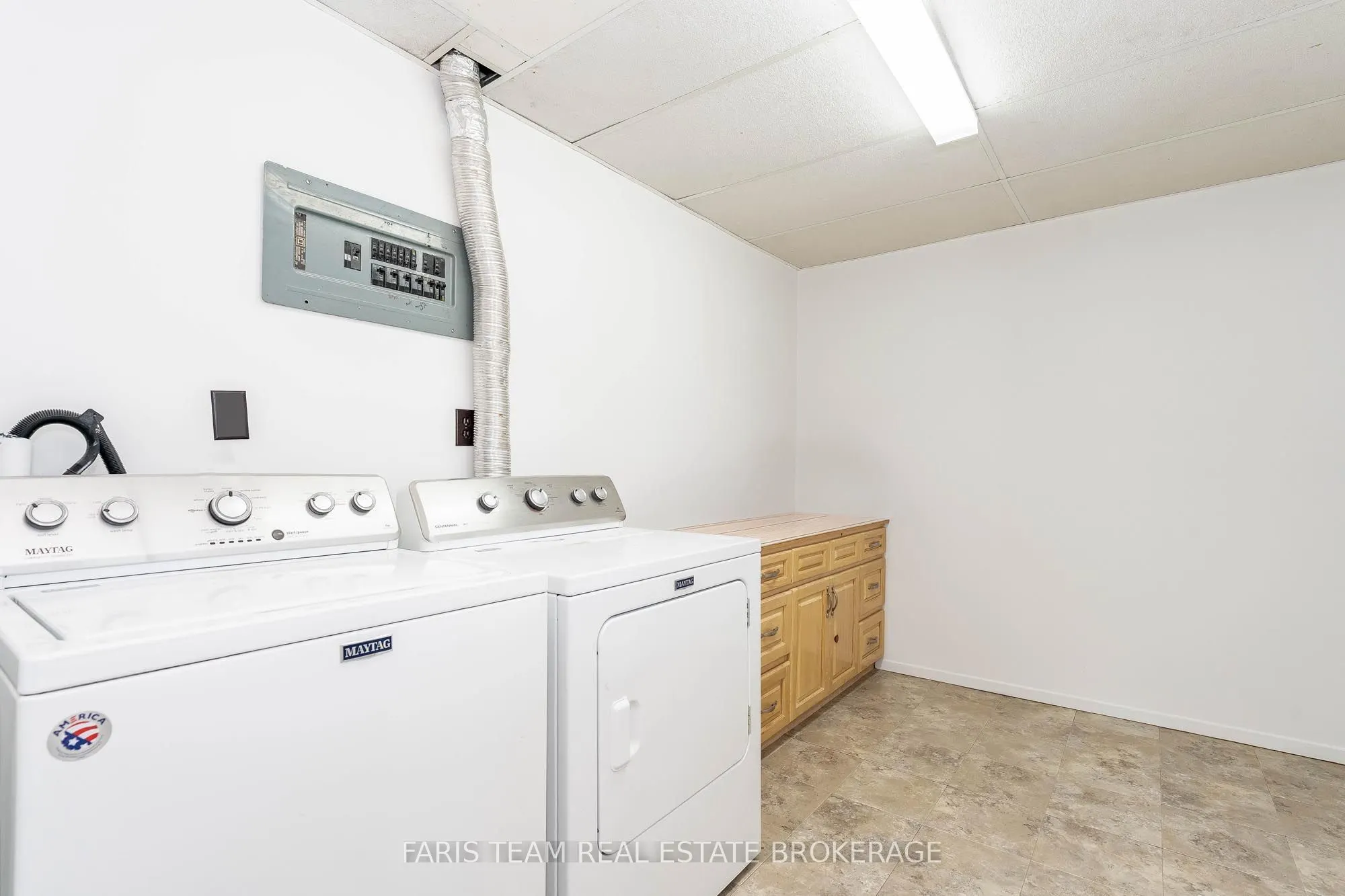 346 Lafontaine Road W