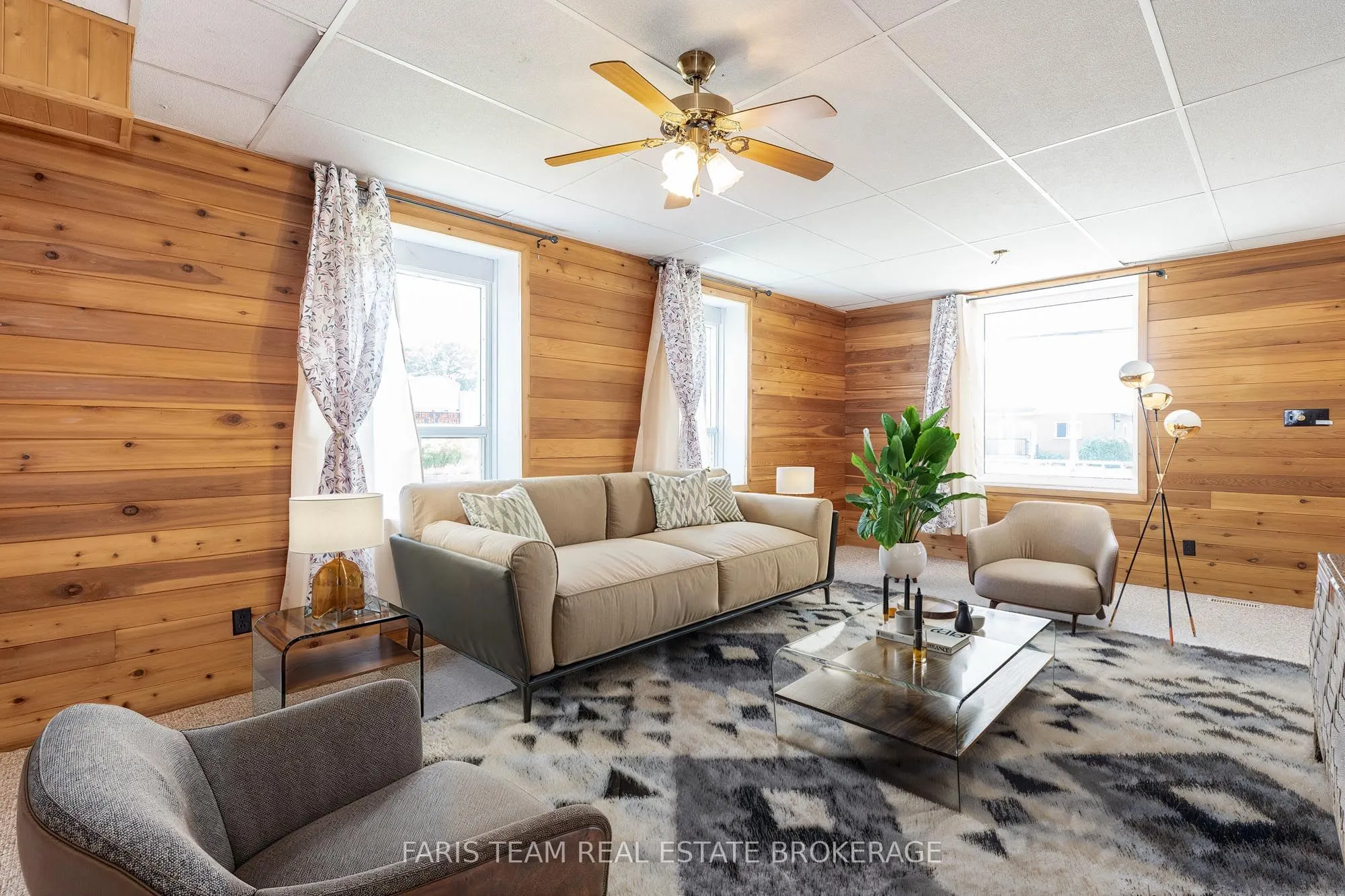 346 Lafontaine Road W
