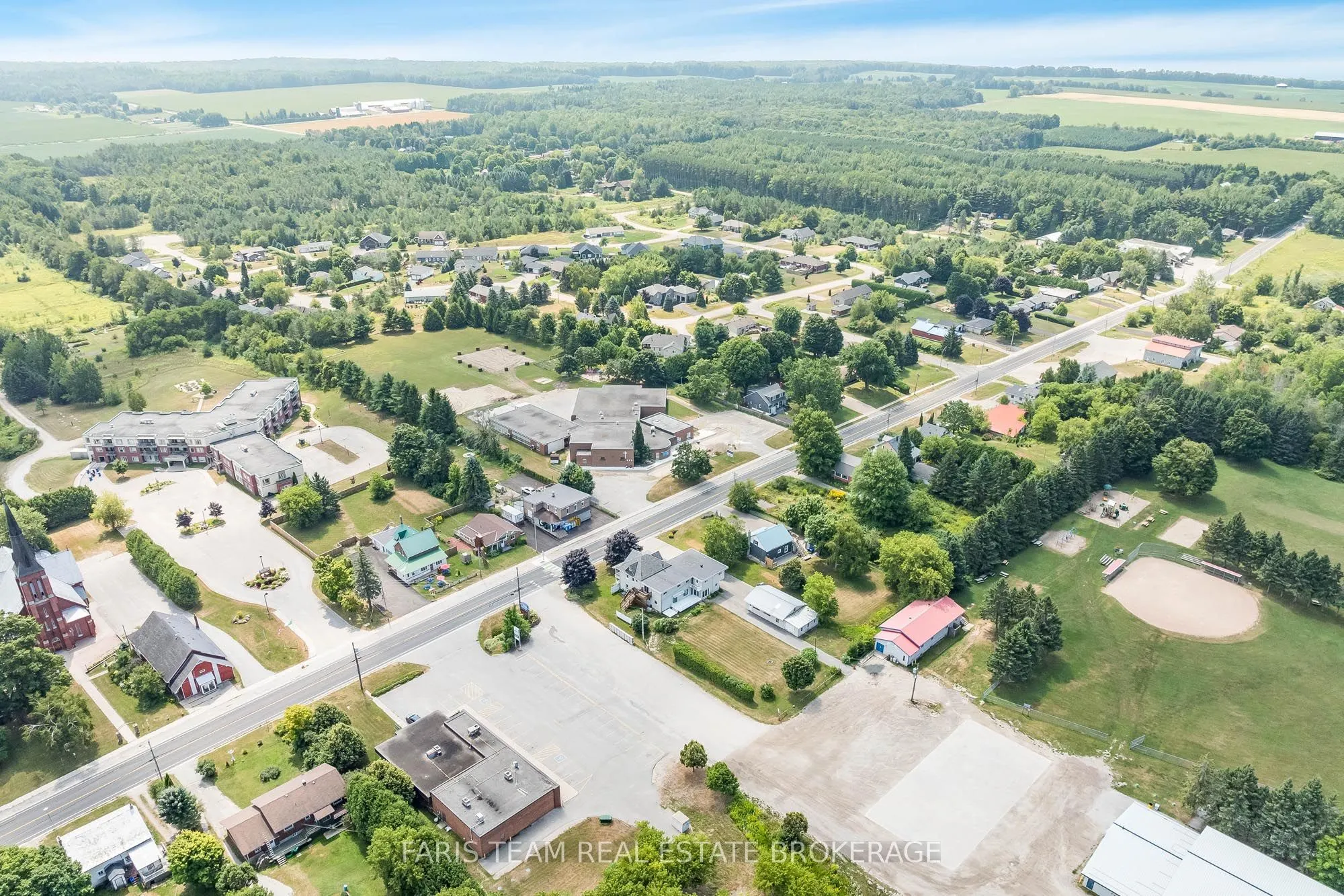 346 Lafontaine Road W