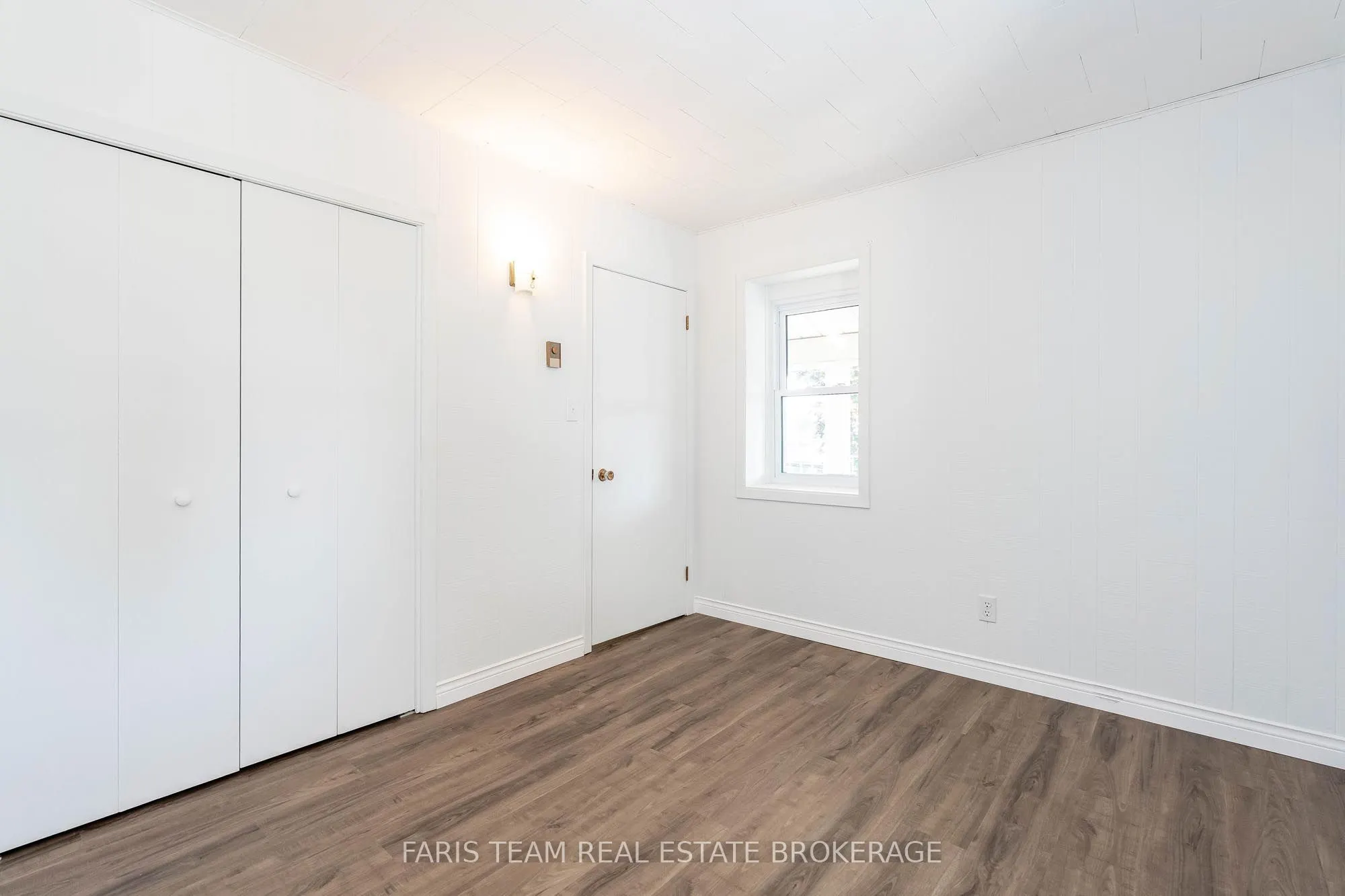 346 Lafontaine Road W