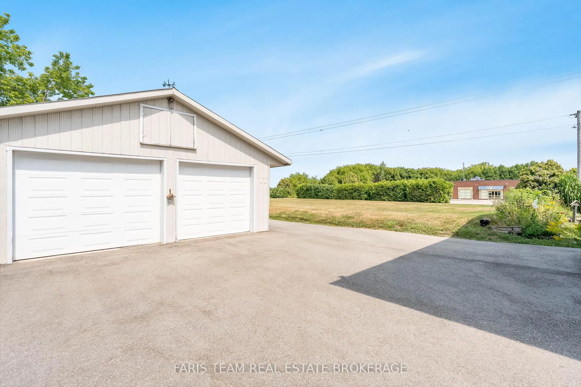 346 Lafontaine Road W