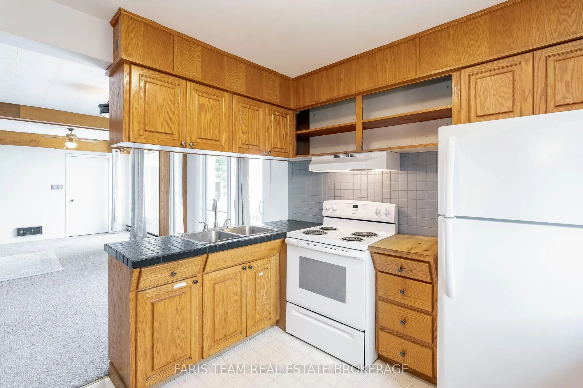 346 Lafontaine Road W