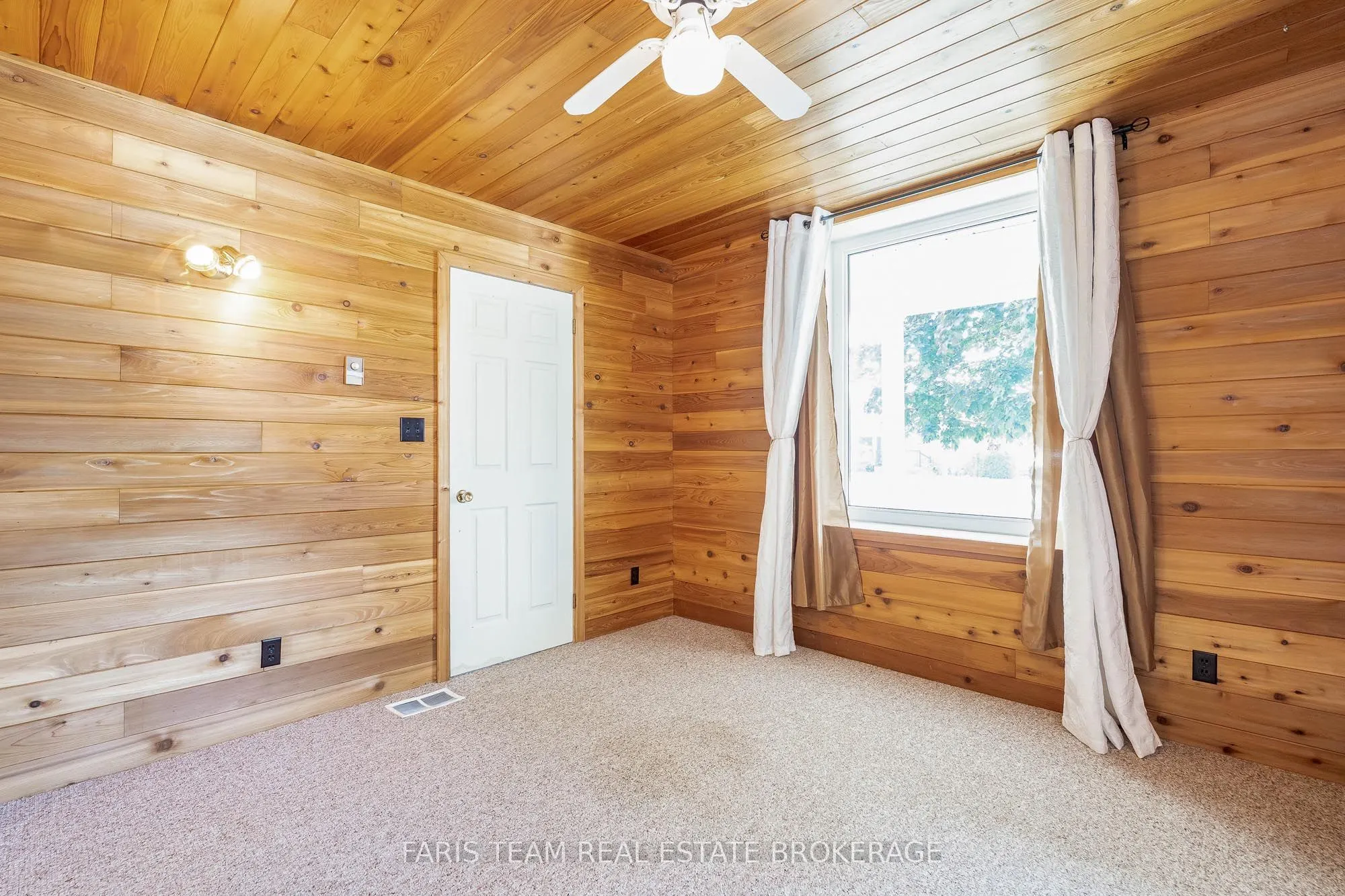346 Lafontaine Road W