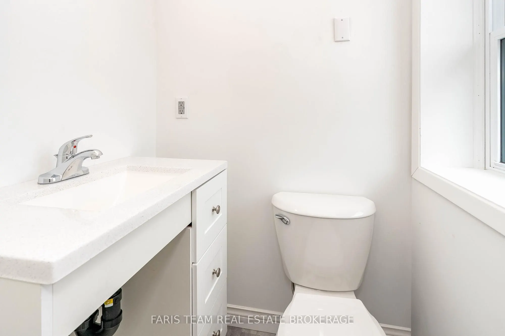 346 Lafontaine Road W