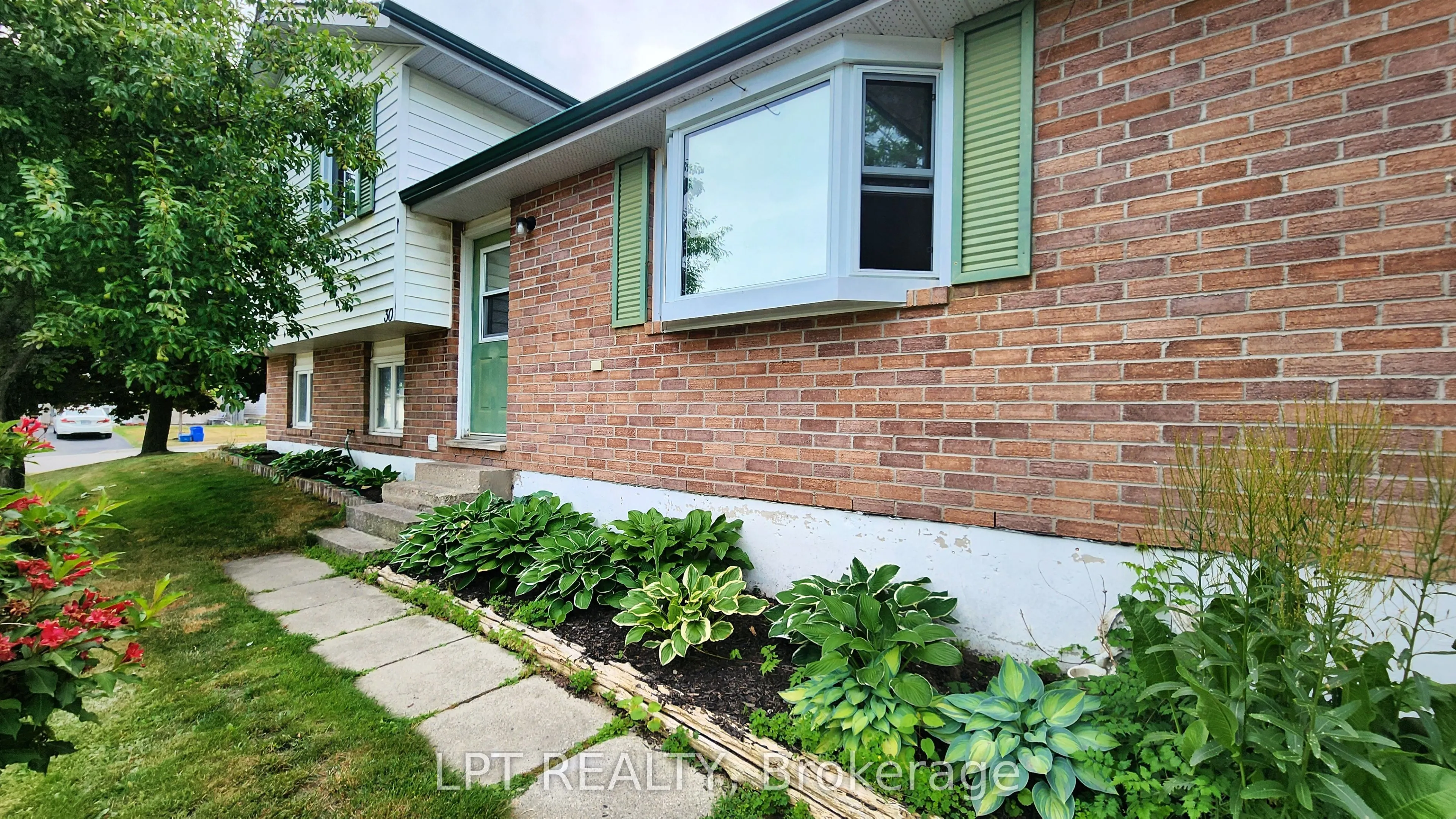 30 McConkey Place