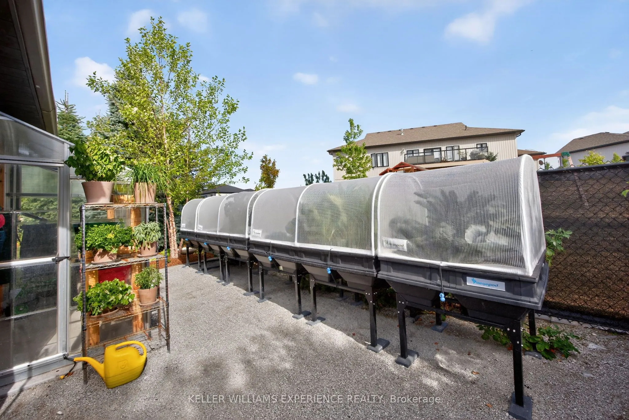1435 15 16th Side Road E