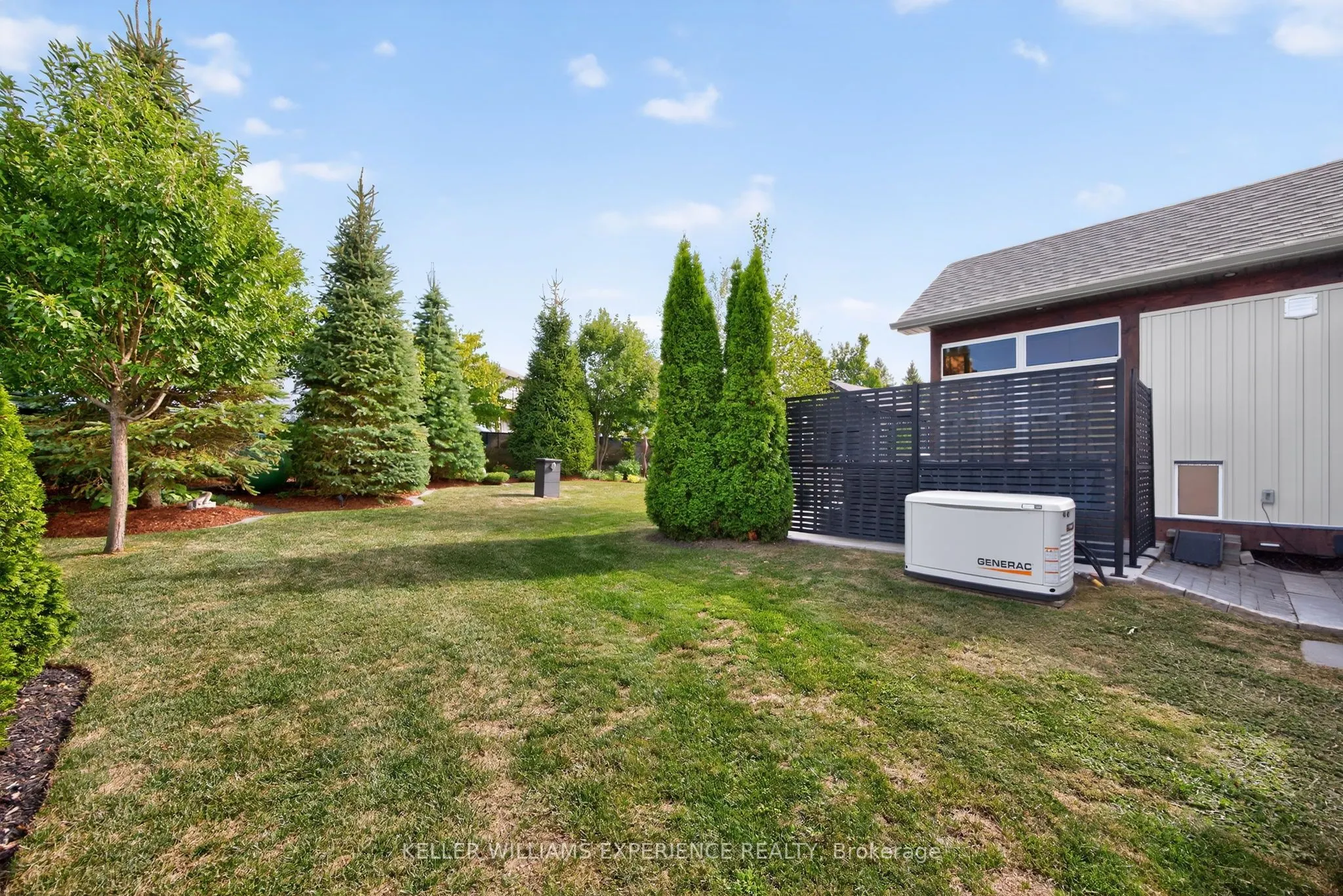 1435 15 16th Side Road E