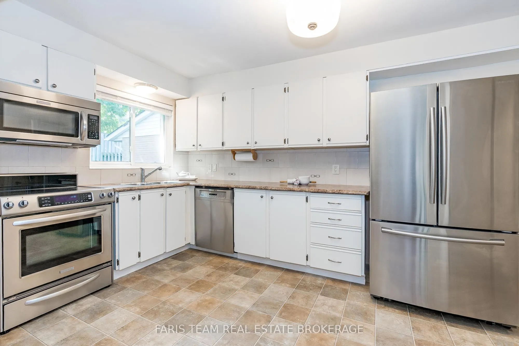 696 King Street, #48