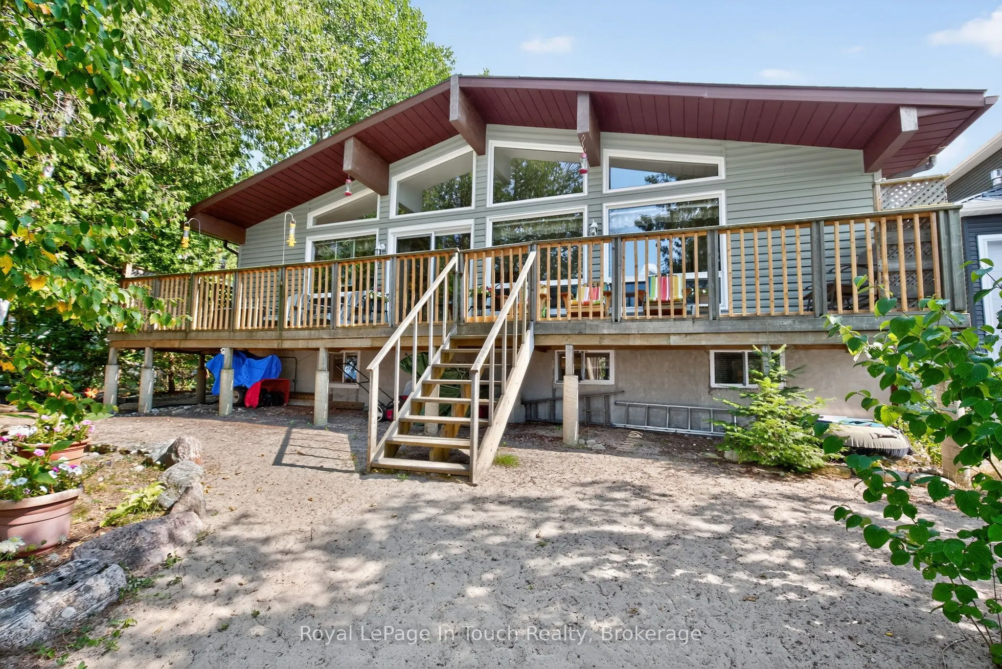 2519 Champlain Road