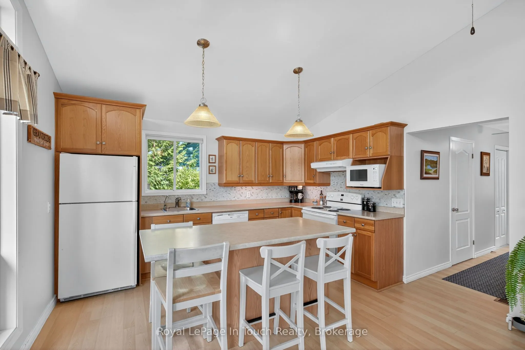 2519 Champlain Road