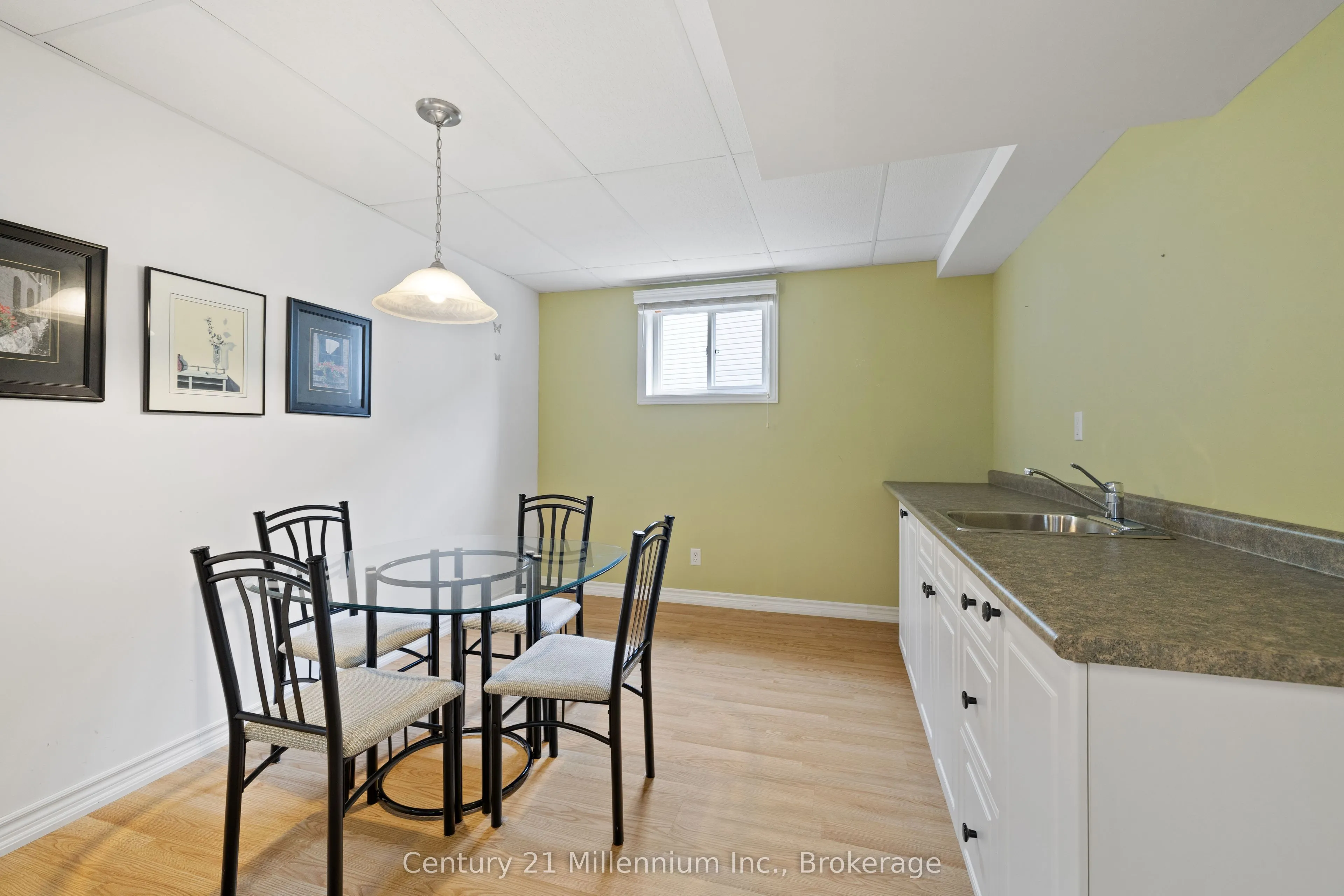 13 Marlwood Avenue