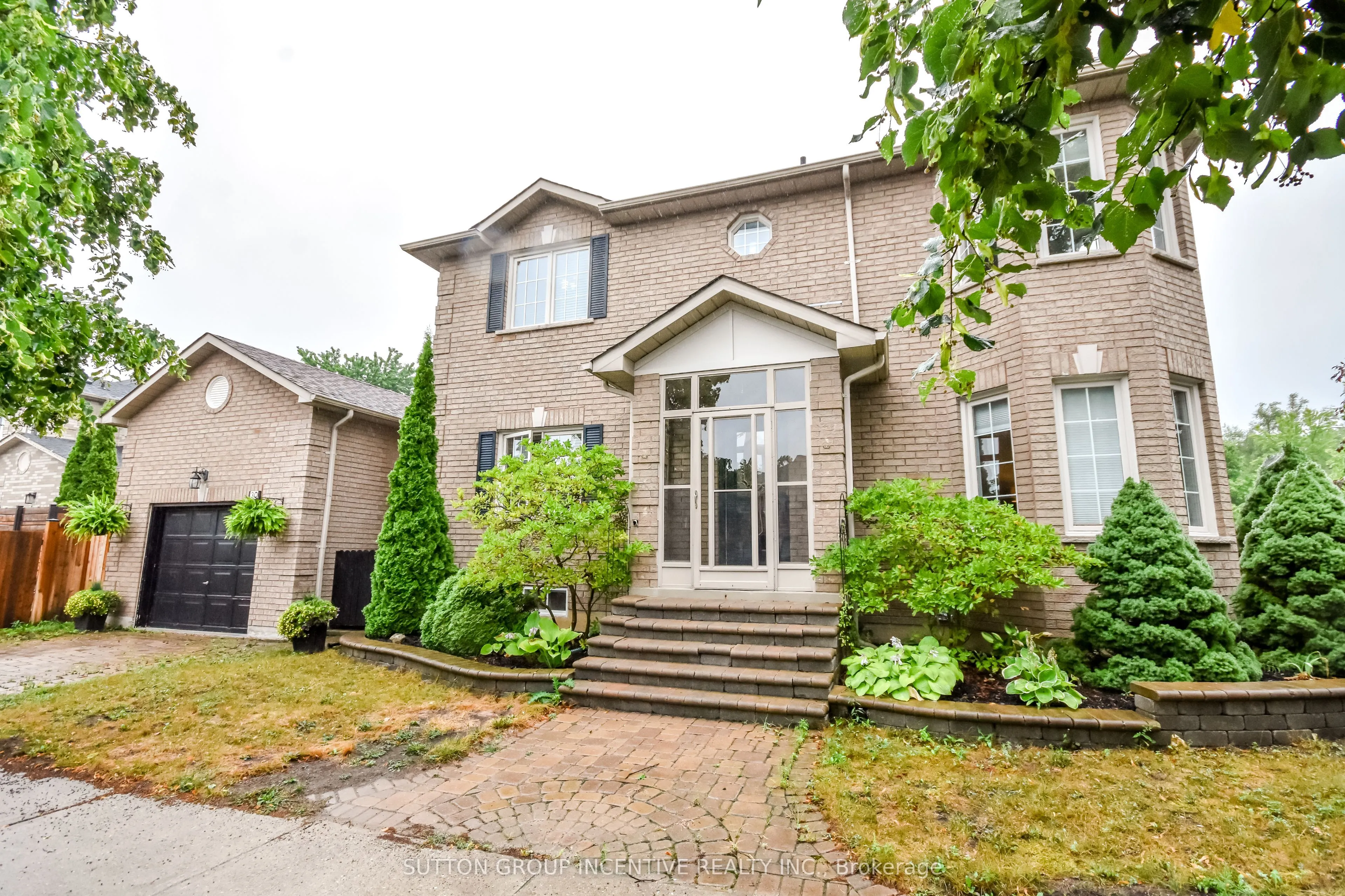30 Bruce Crescent