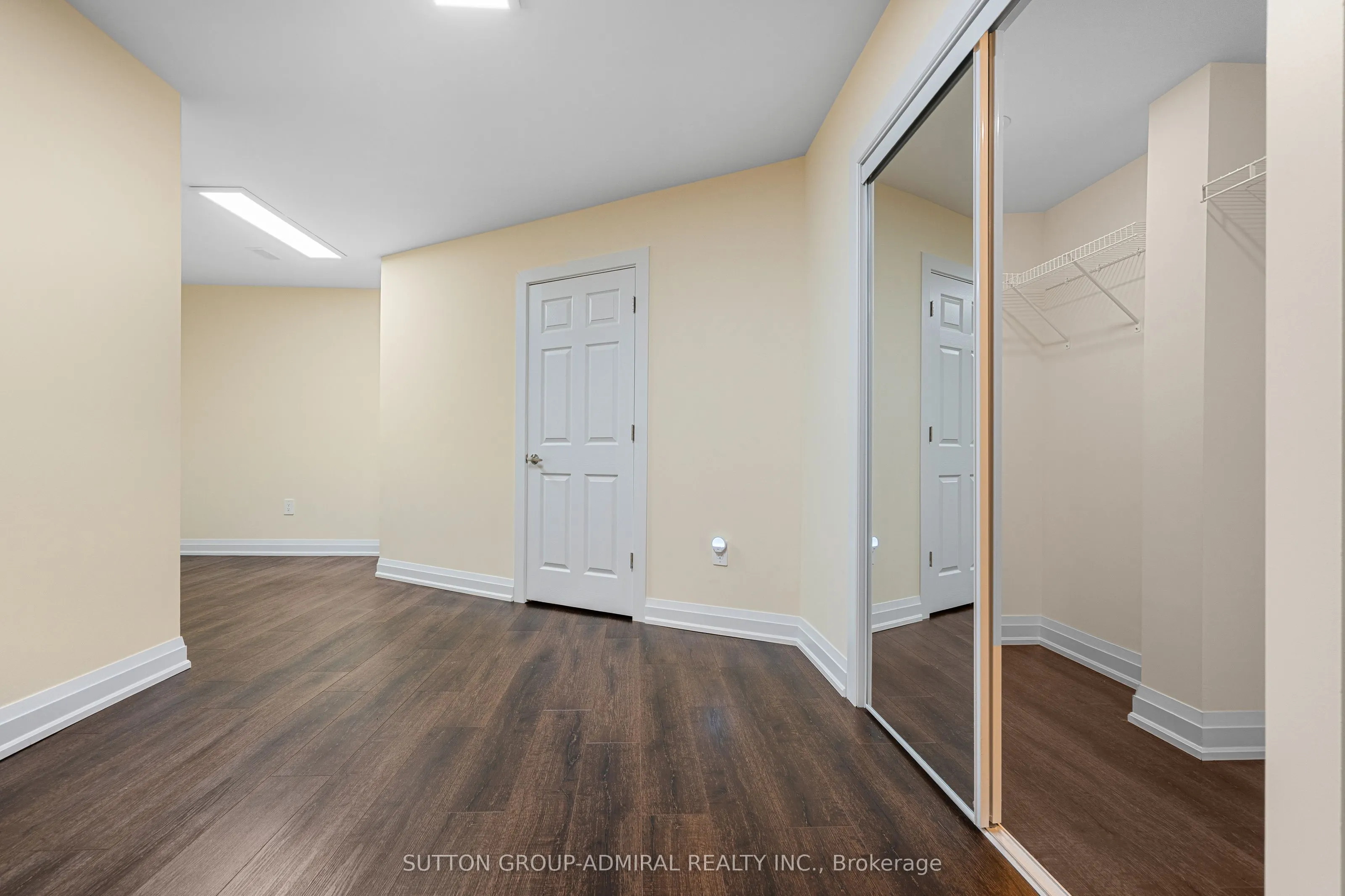 1 Redmond Crescent