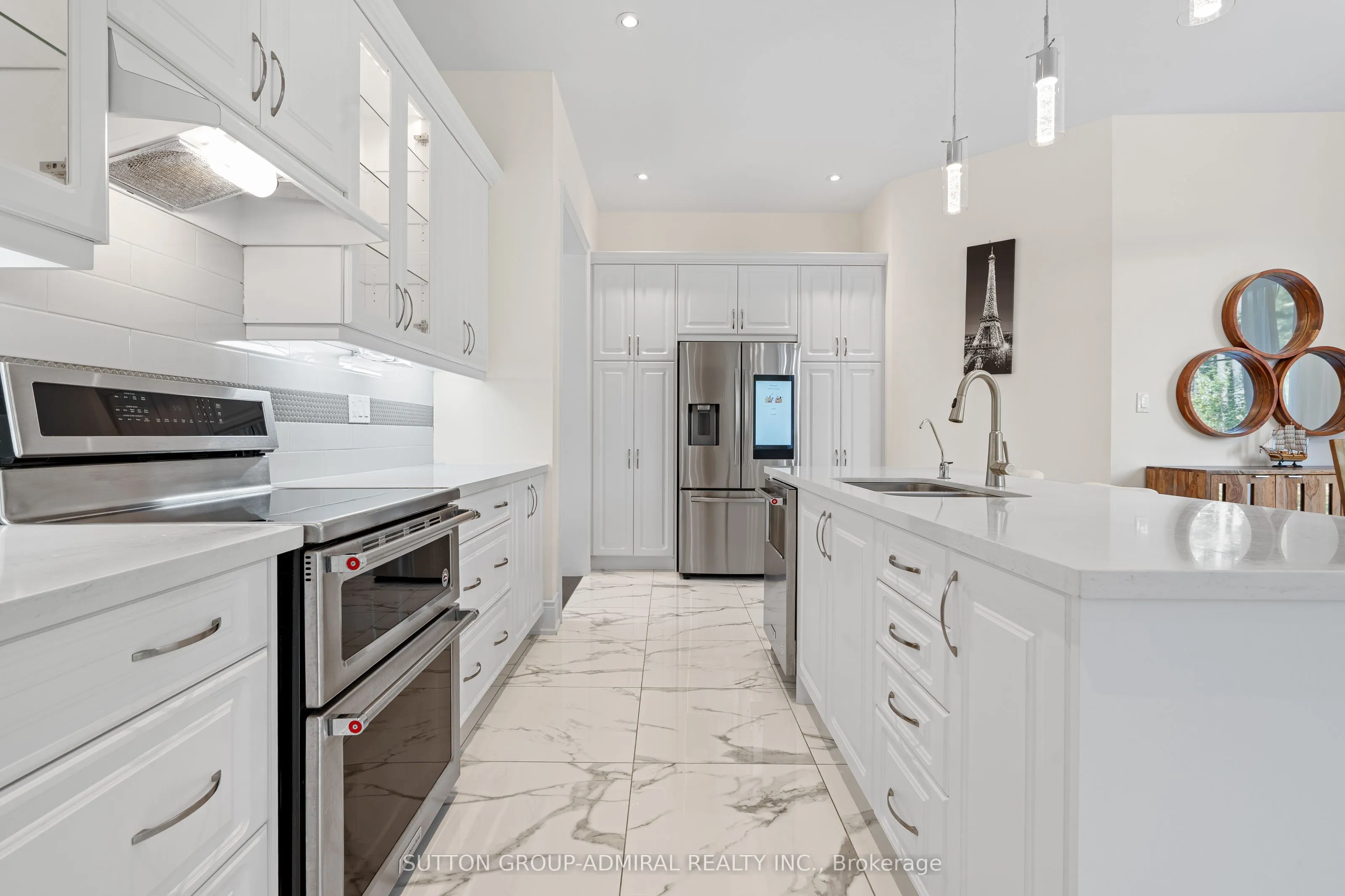 1 Redmond Crescent