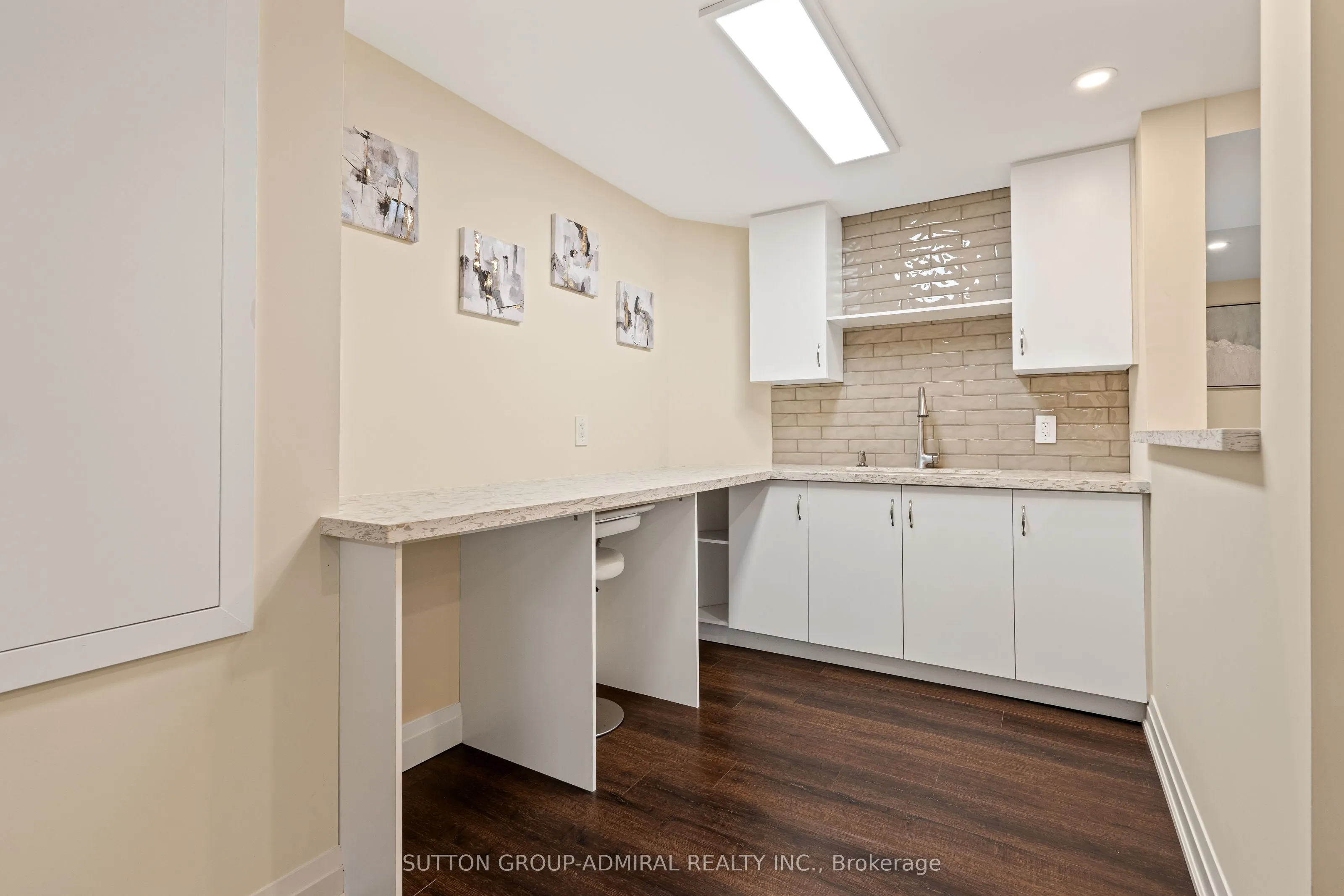 1 Redmond Crescent