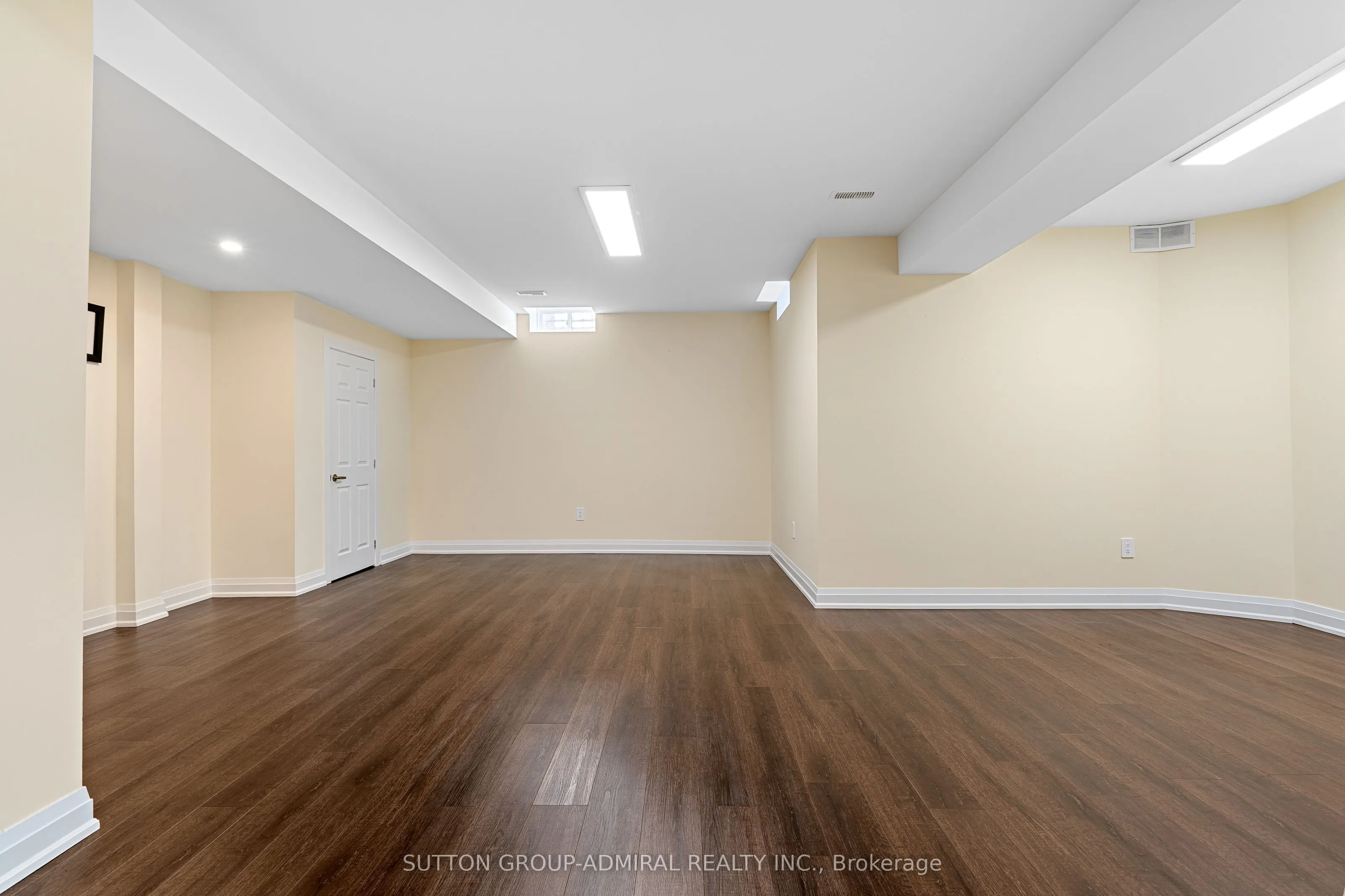 1 Redmond Crescent