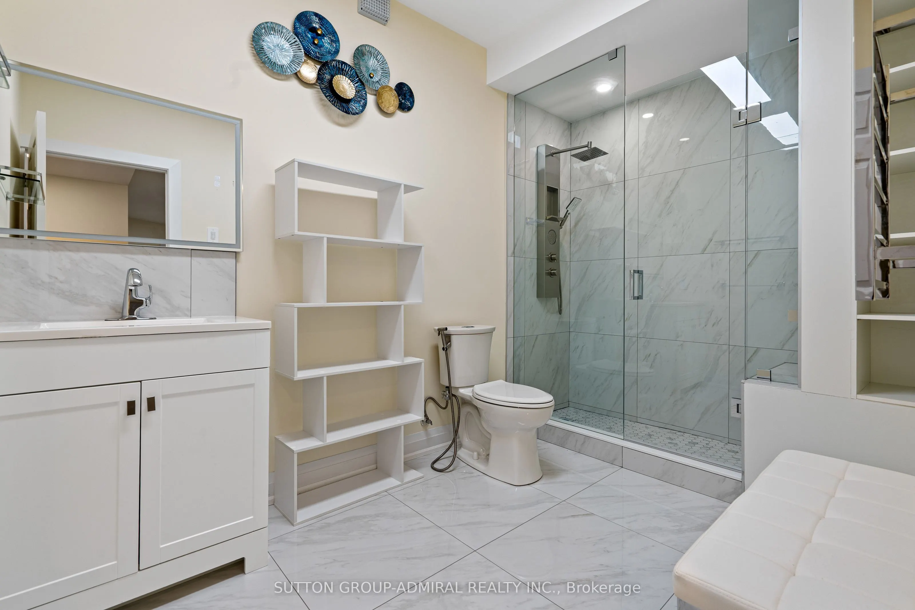 1 Redmond Crescent