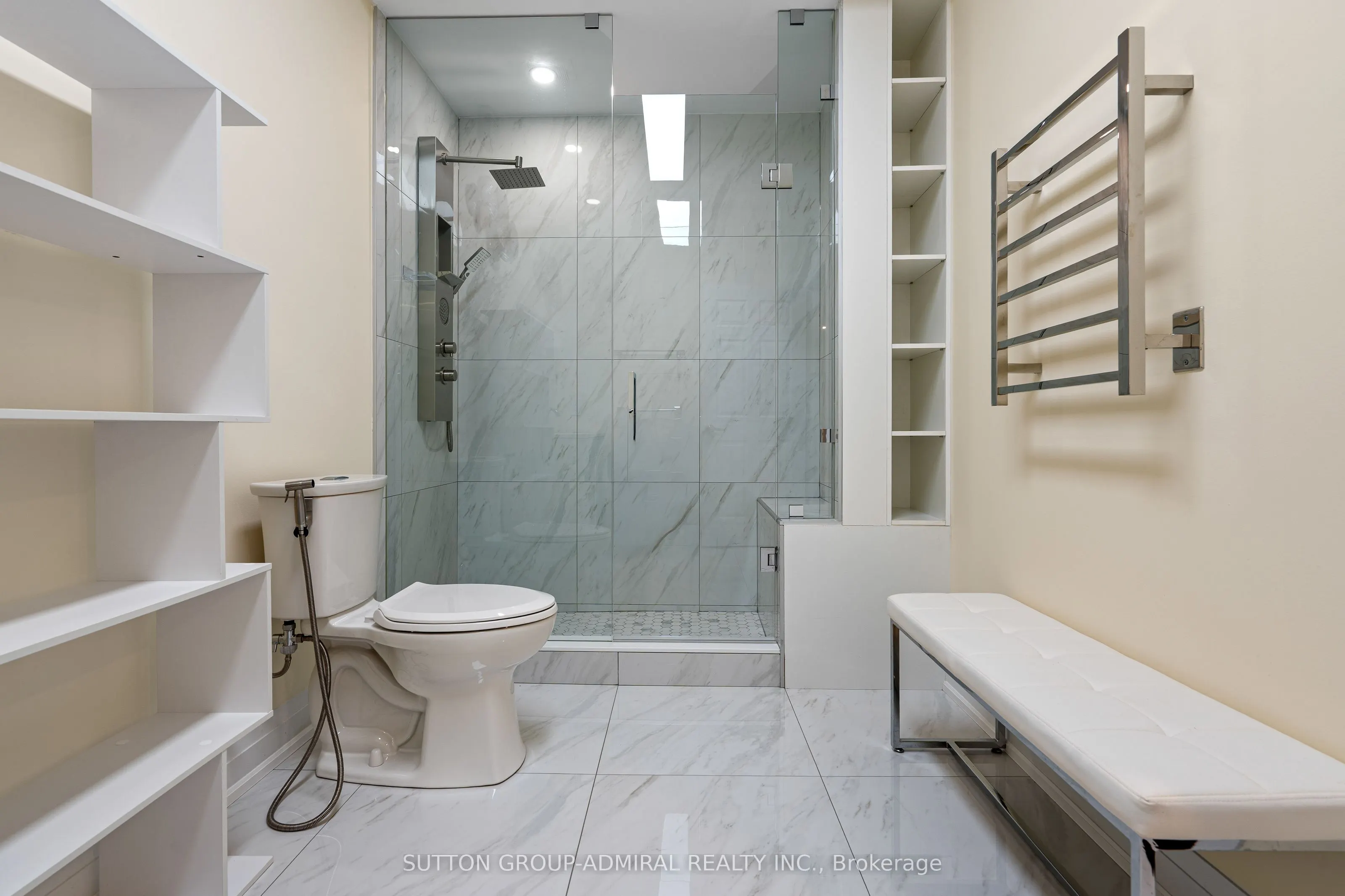 1 Redmond Crescent
