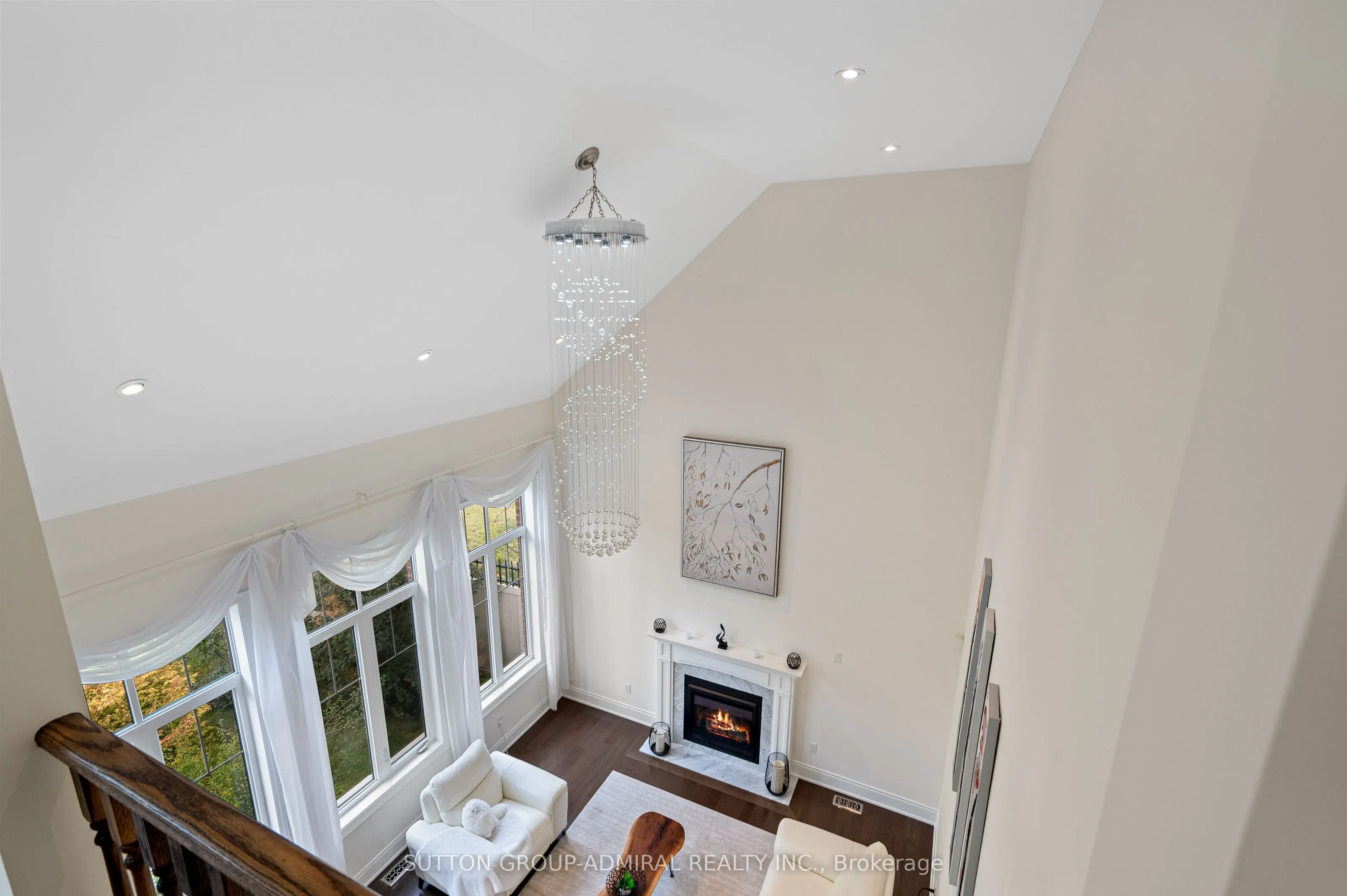 1 Redmond Crescent