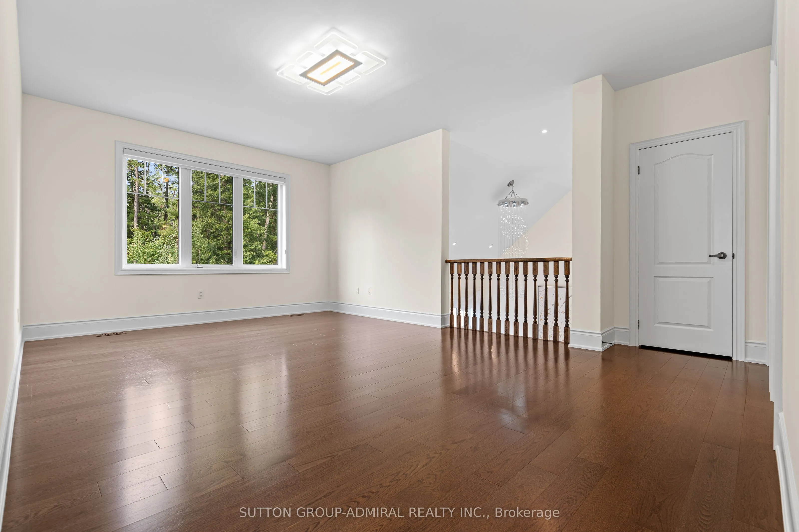 1 Redmond Crescent
