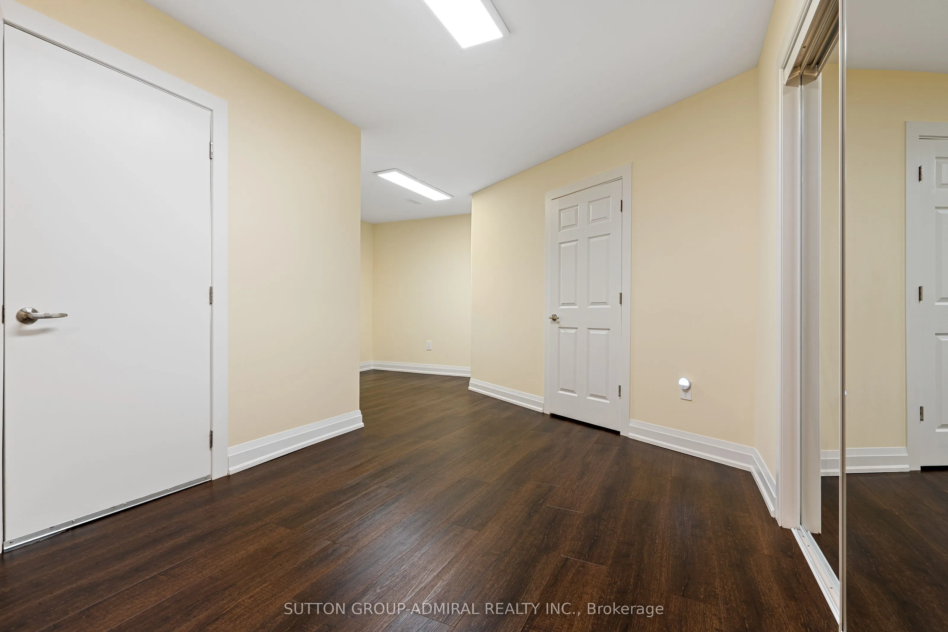 1 Redmond Crescent