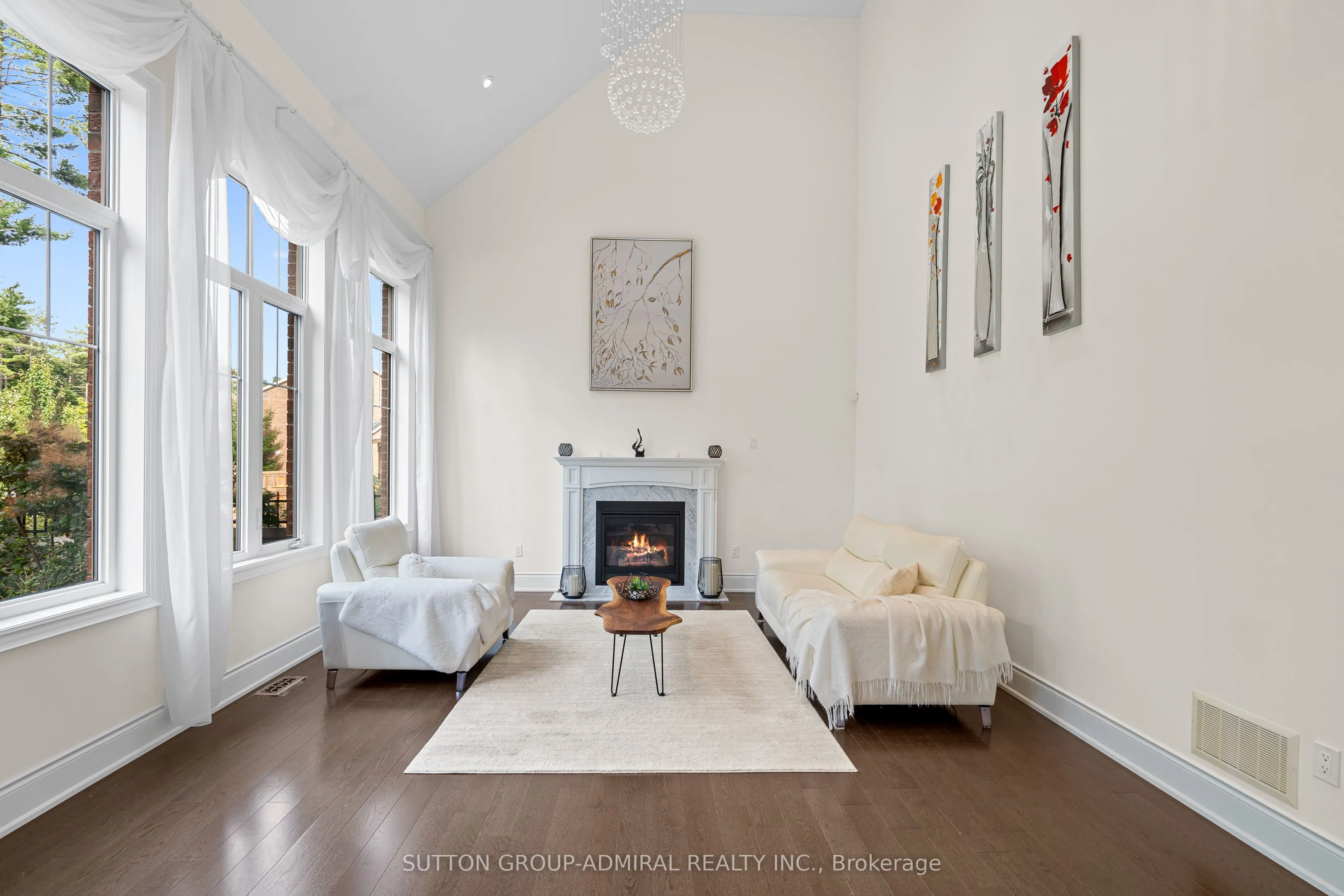 1 Redmond Crescent