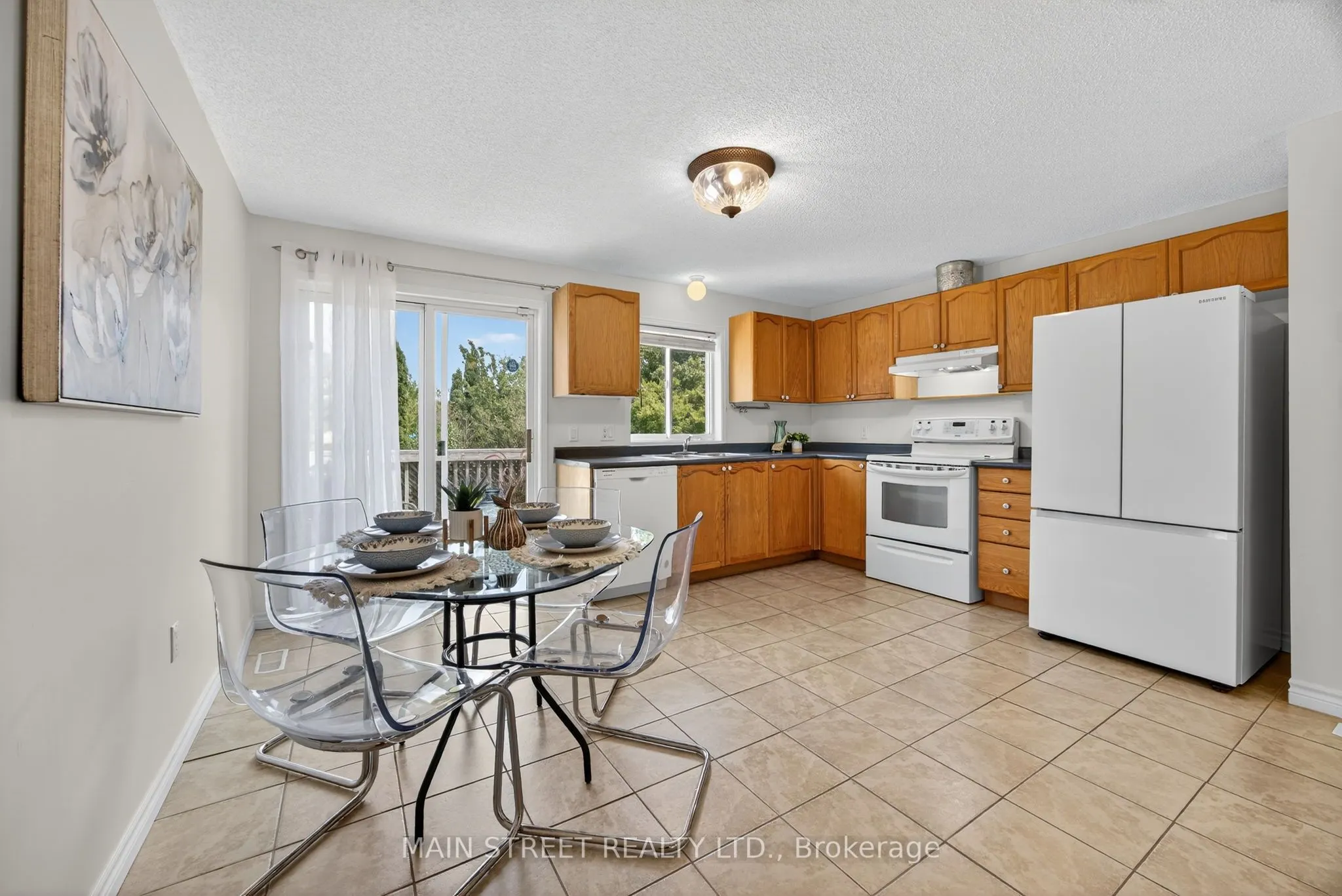 94 Silver Maple Crescent