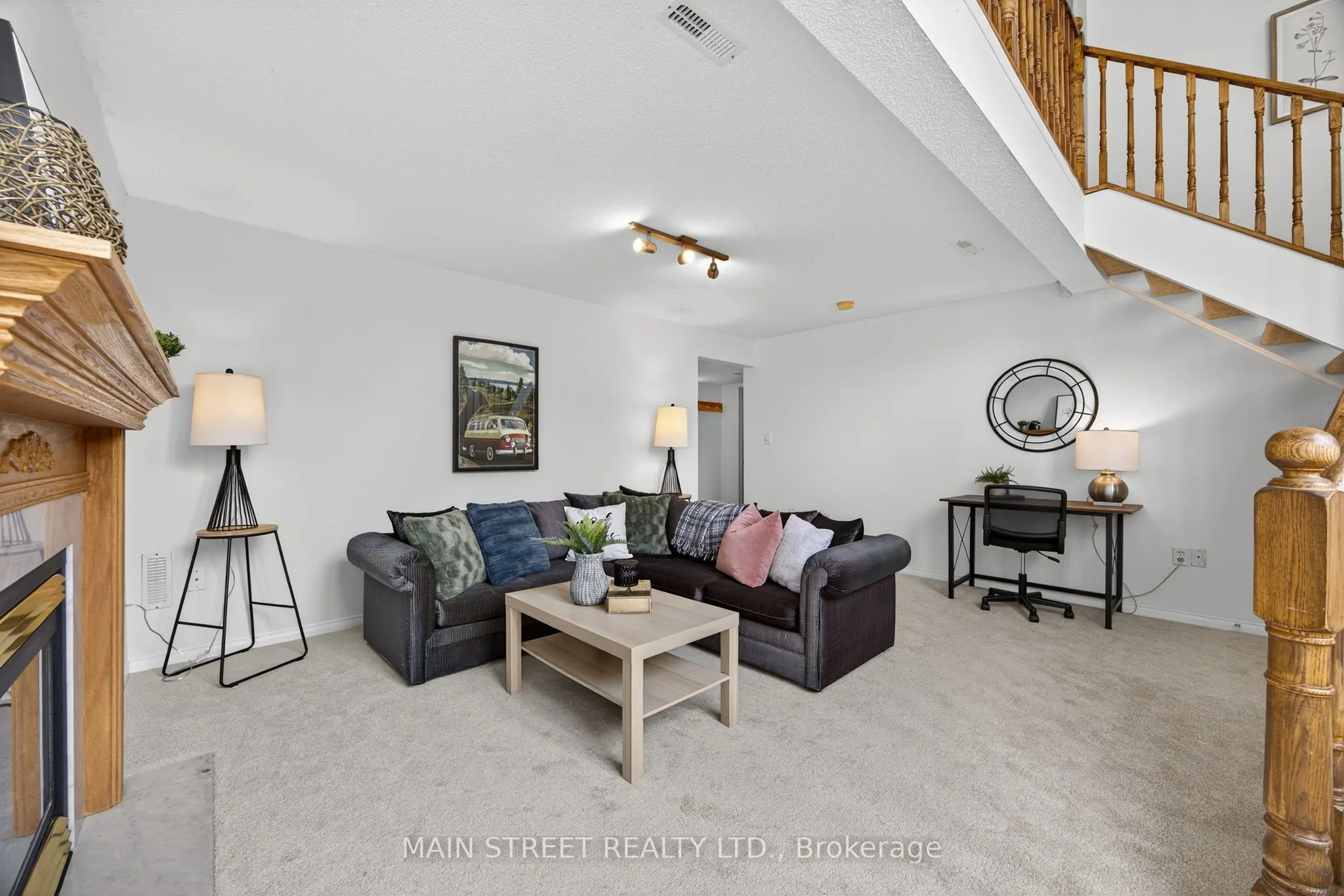 94 Silver Maple Crescent