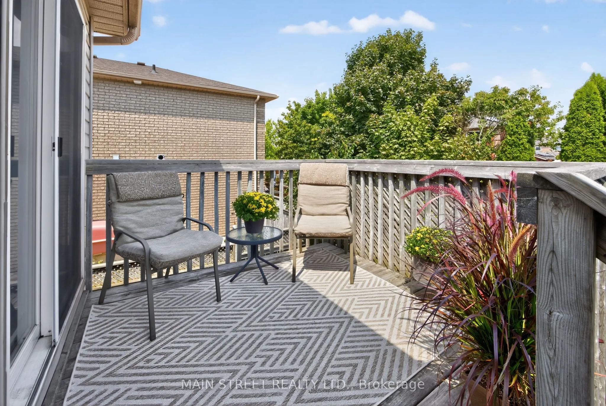 94 Silver Maple Crescent