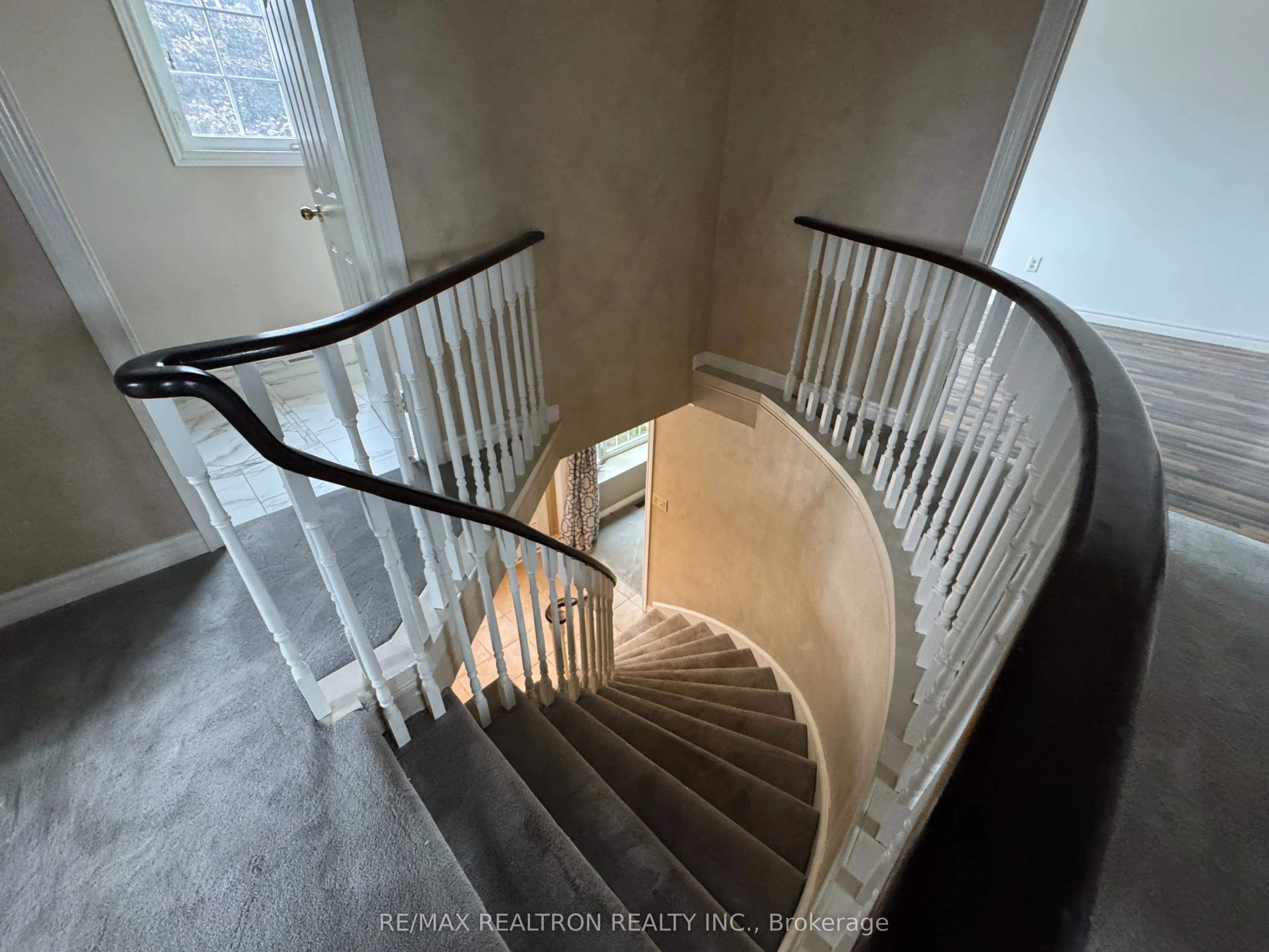 21 Kenny Crescent