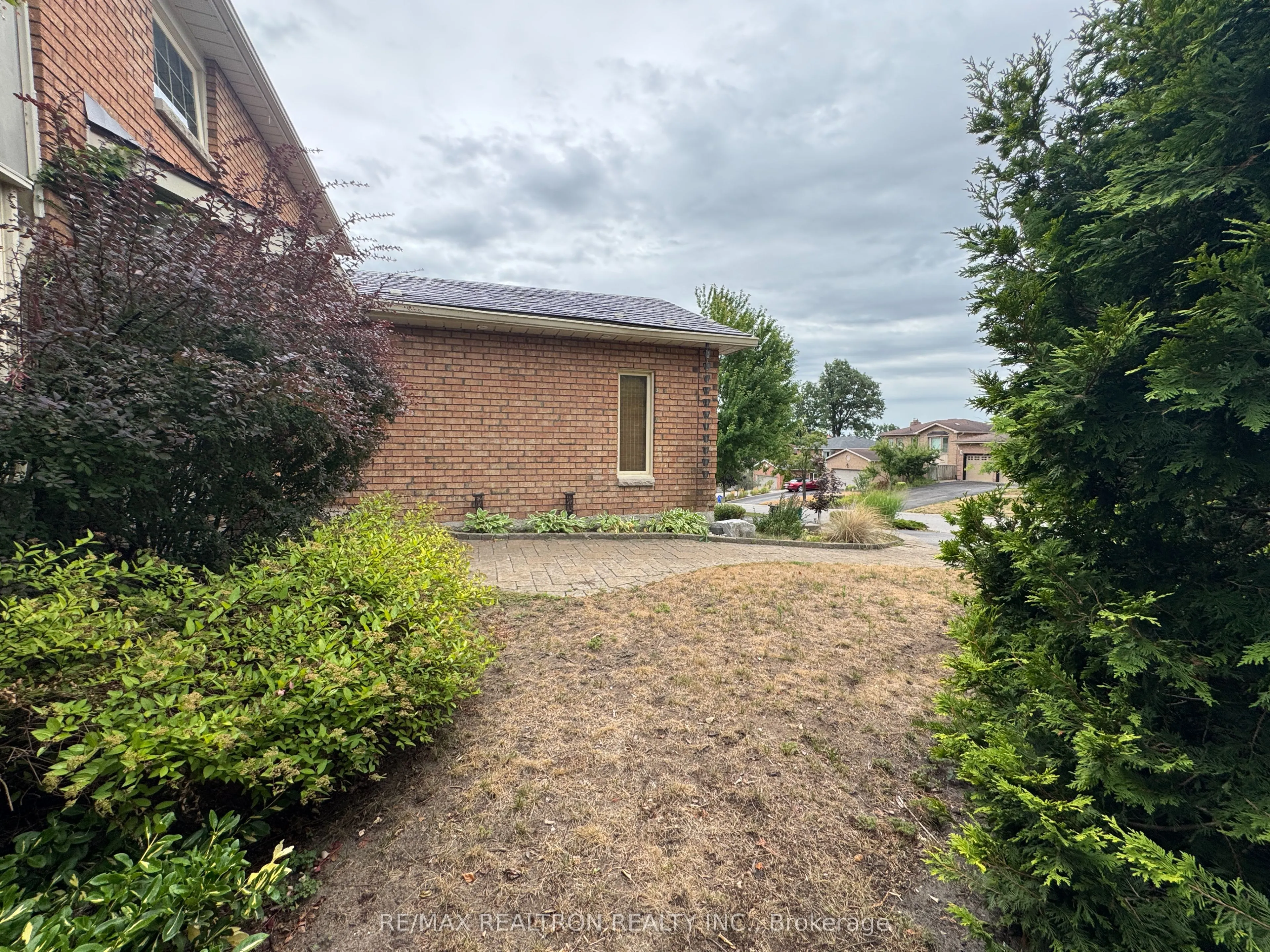 21 Kenny Crescent