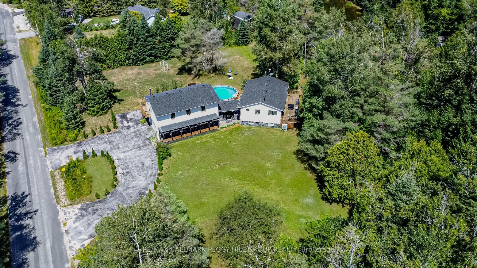 20 Hillview Crescent