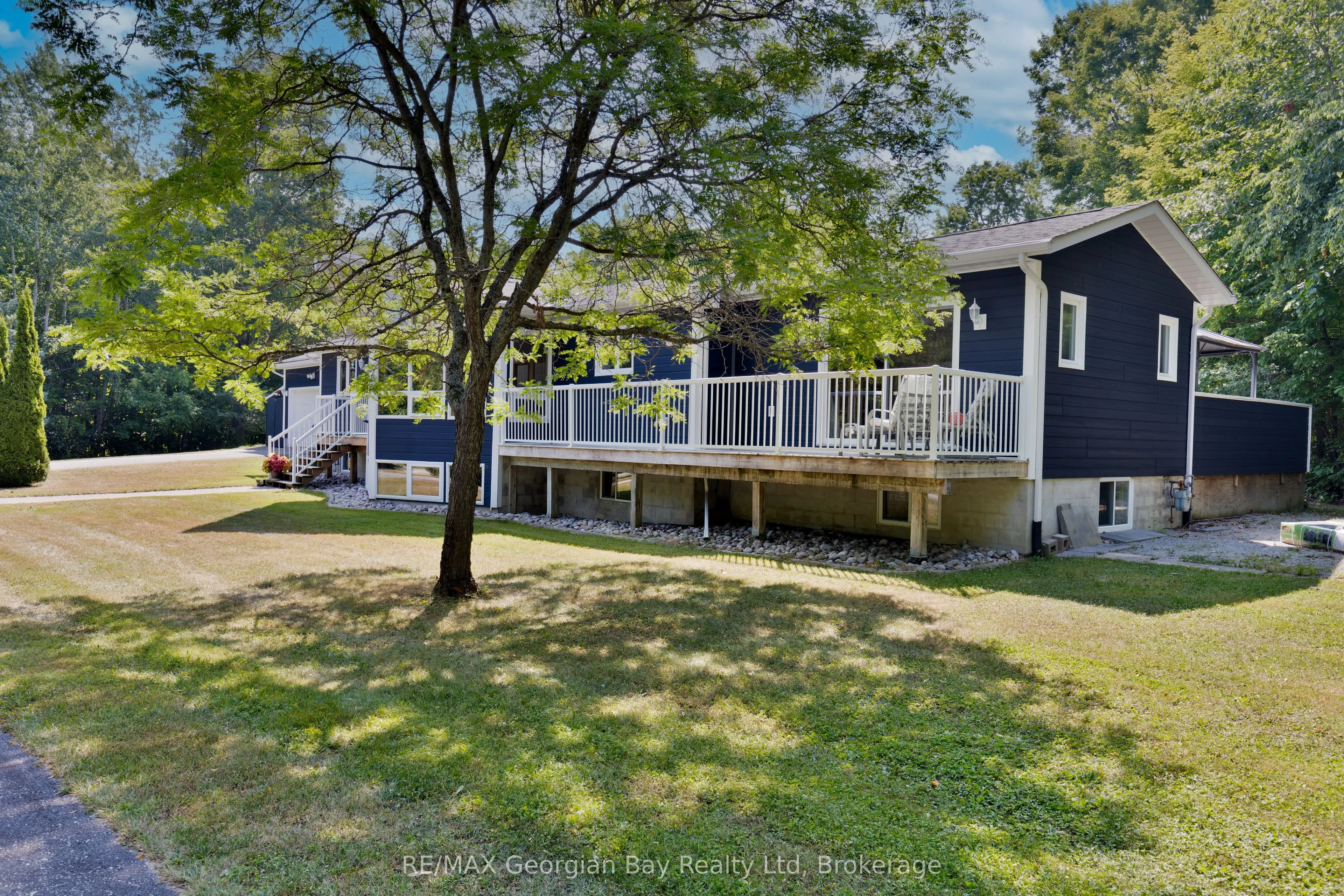 3 Oakdale Court