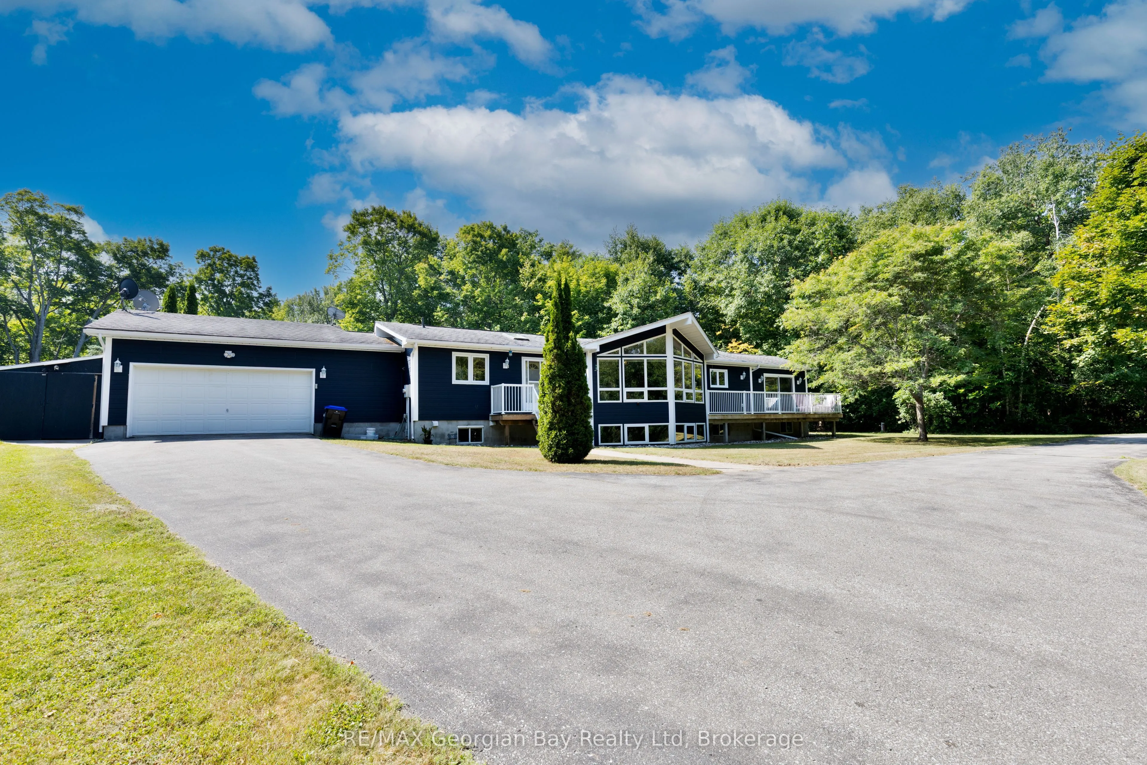 3 Oakdale Court