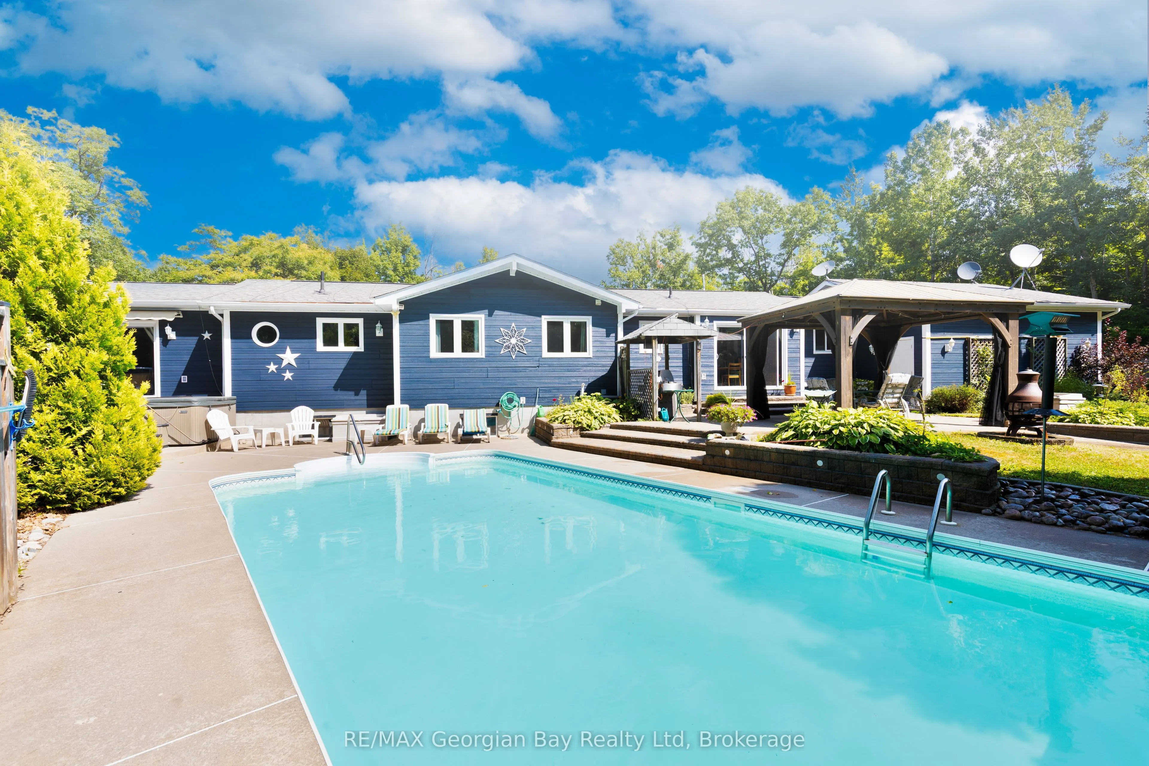 3 Oakdale Court