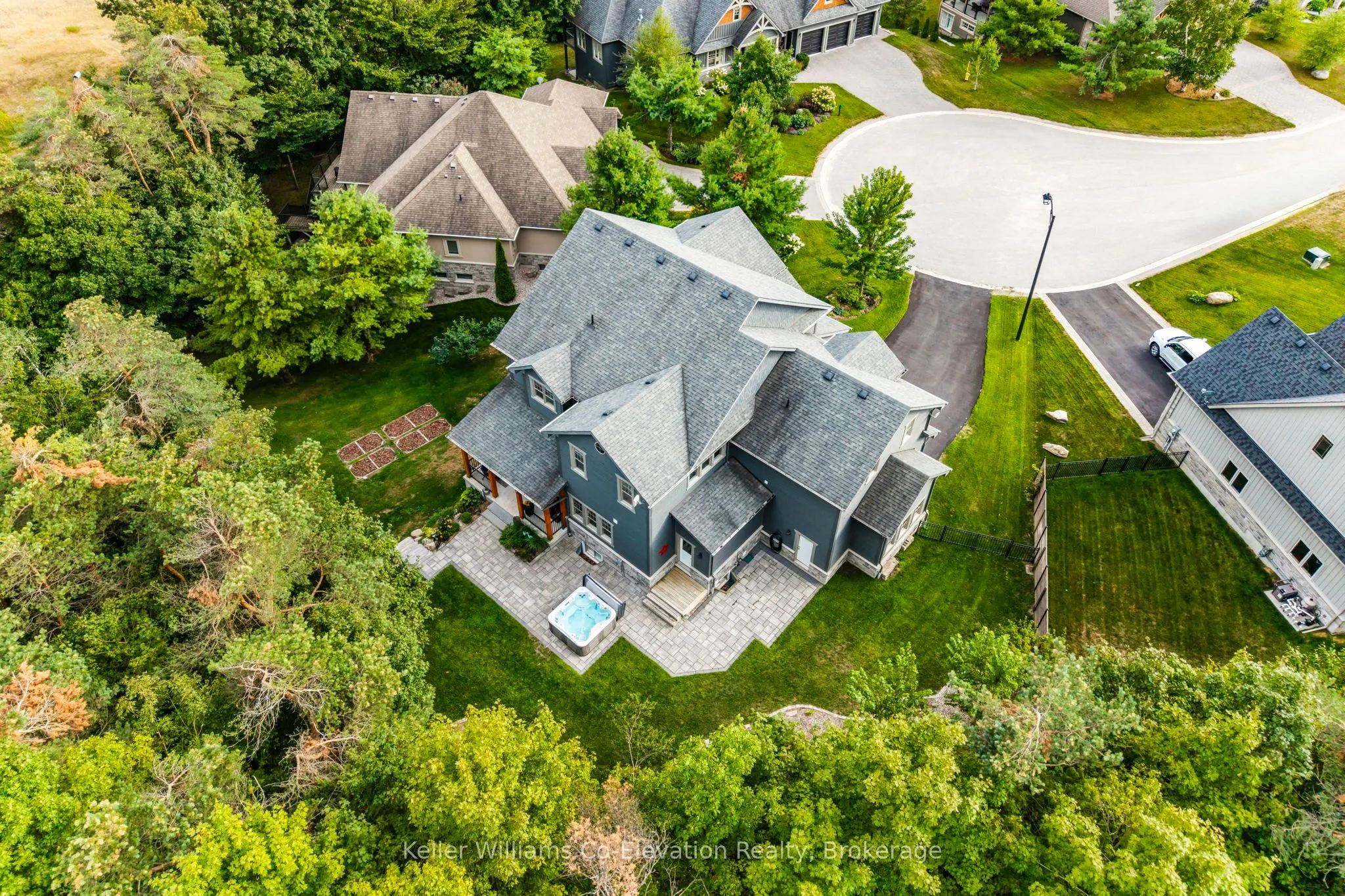 16 Ridgewood Court