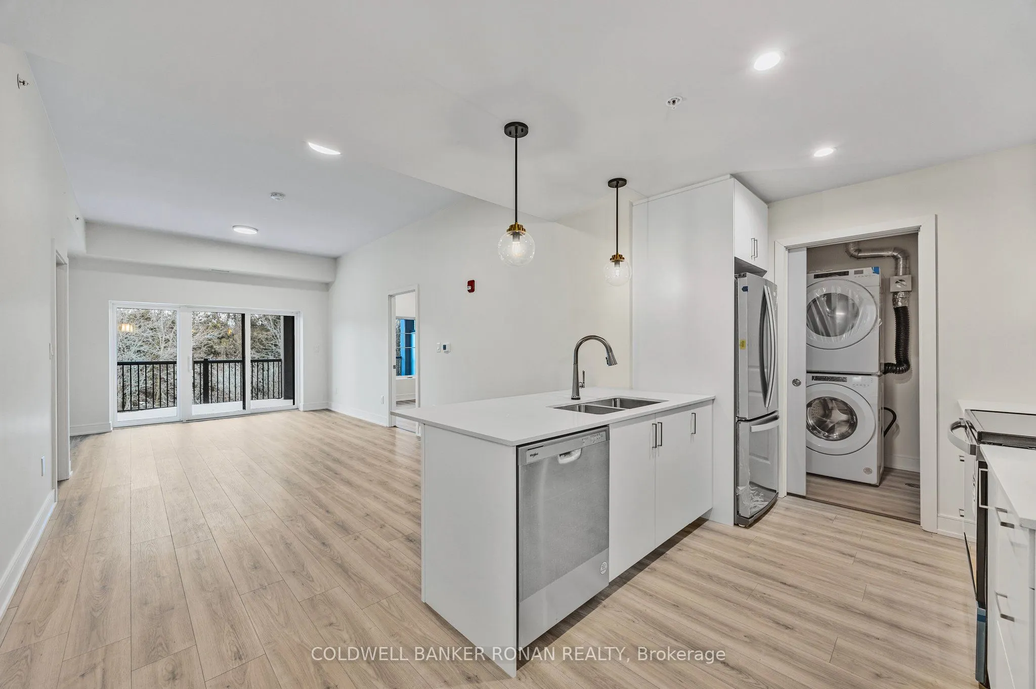 121 Mary Street, #316
