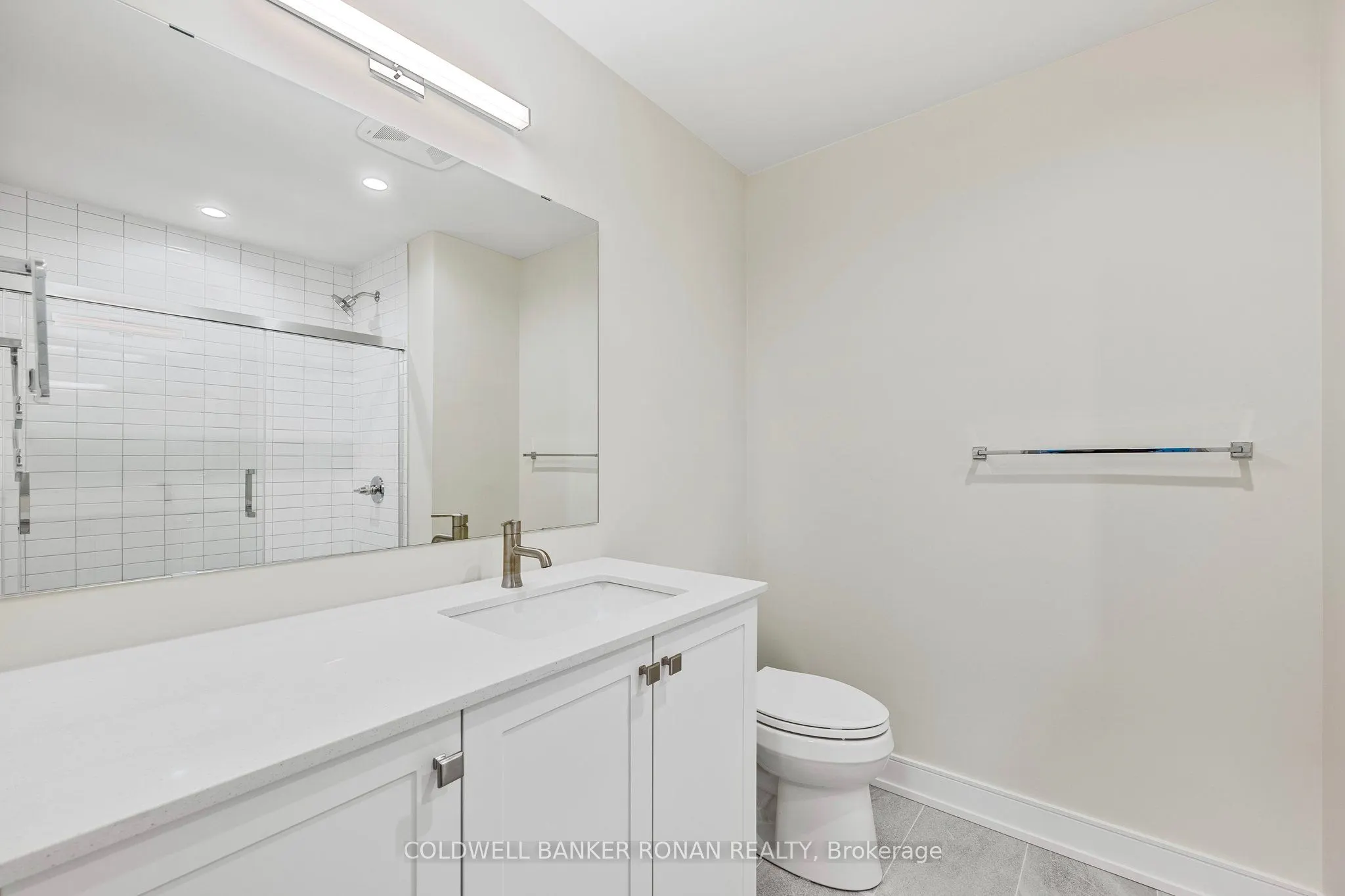 121 Mary Street, #316