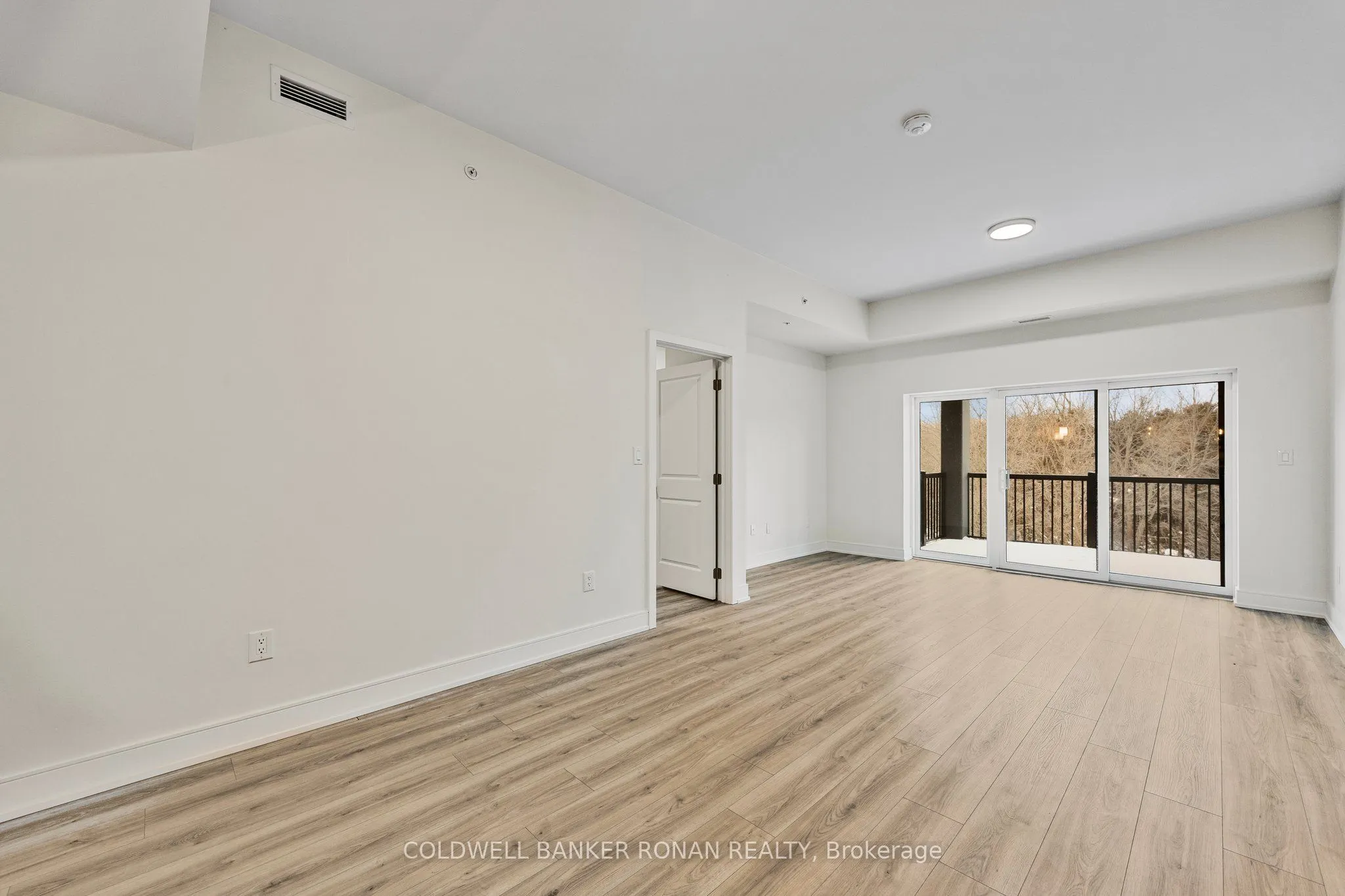 121 Mary Street, #316