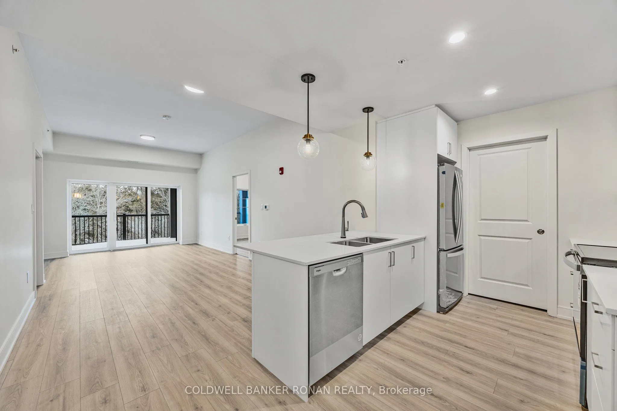 121 Mary Street, #316