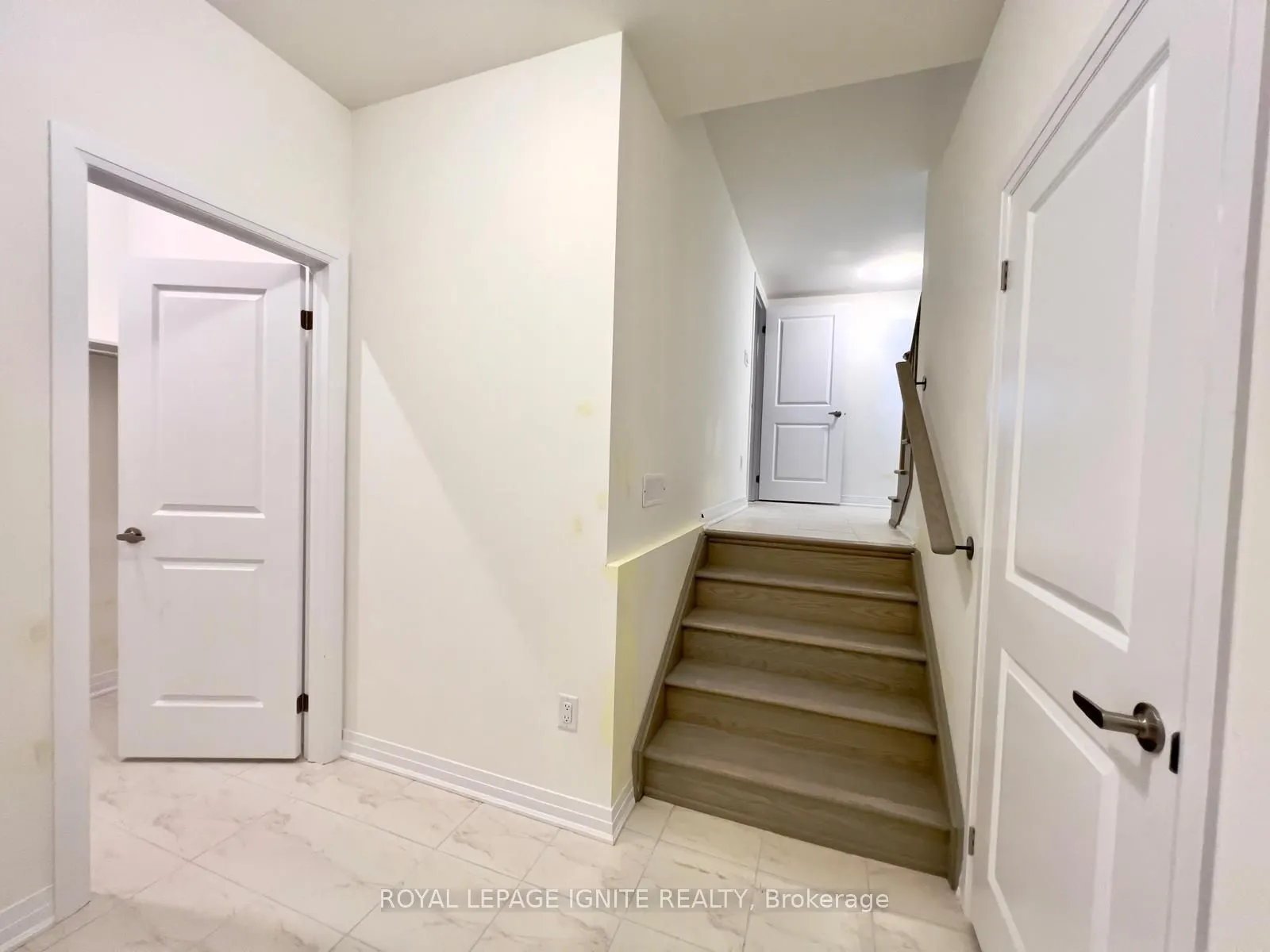 522 Hudson Crescent