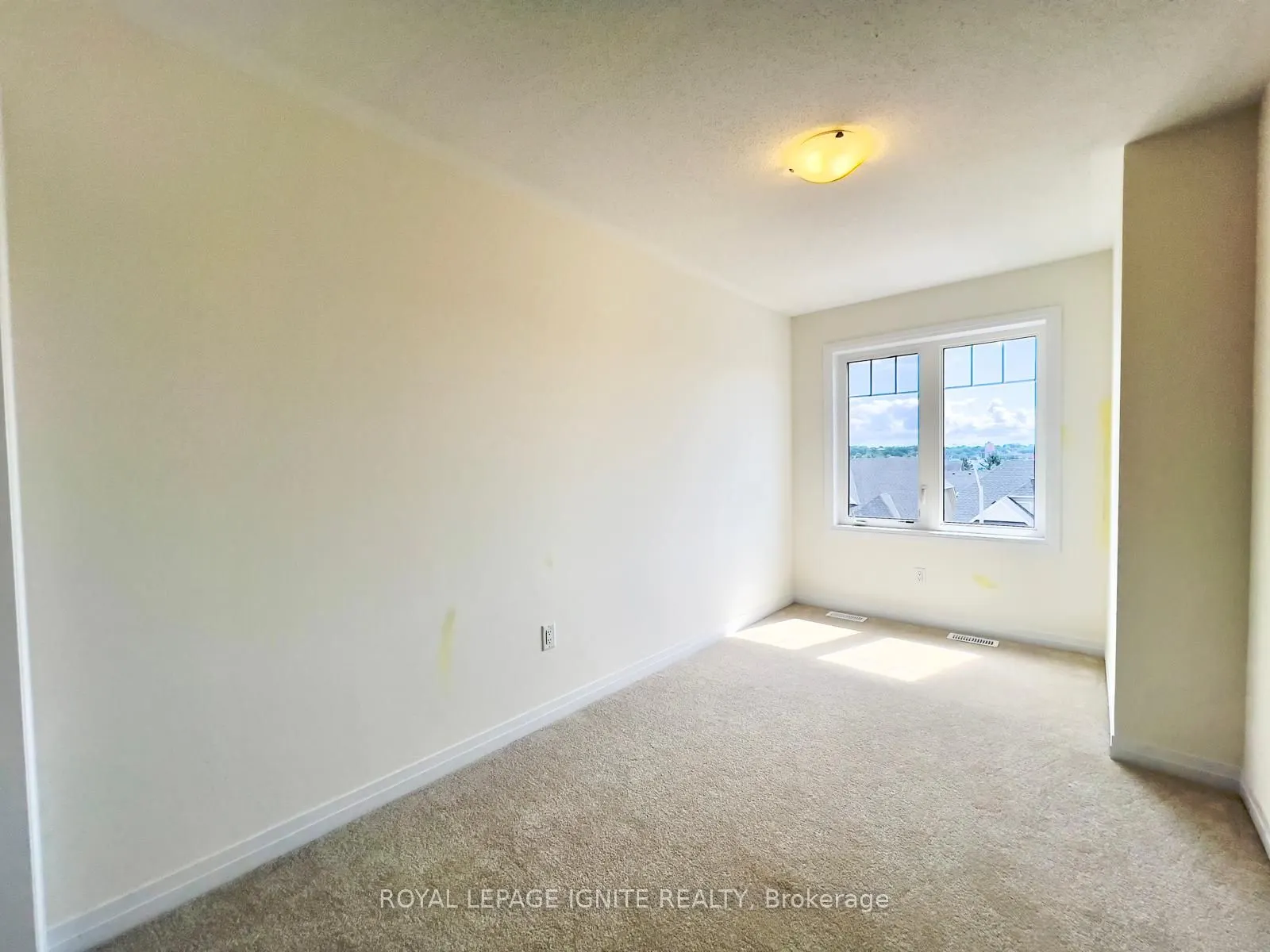 522 Hudson Crescent