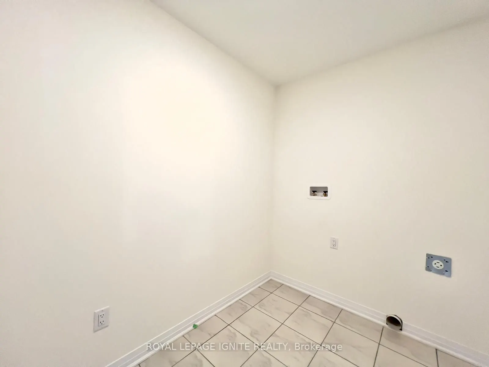 520 Hudson Crescent