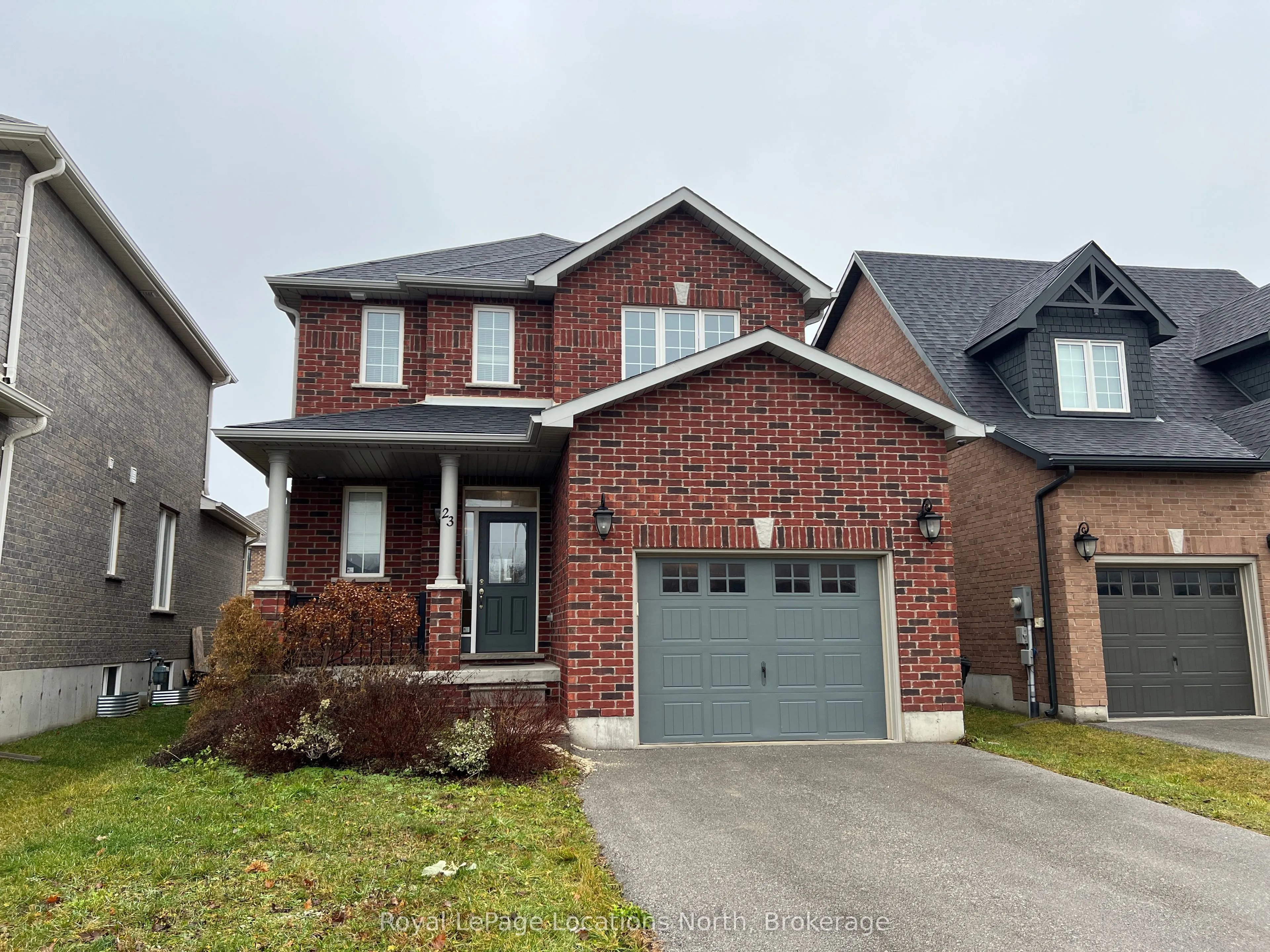 23 LOCKERBIE Crescent