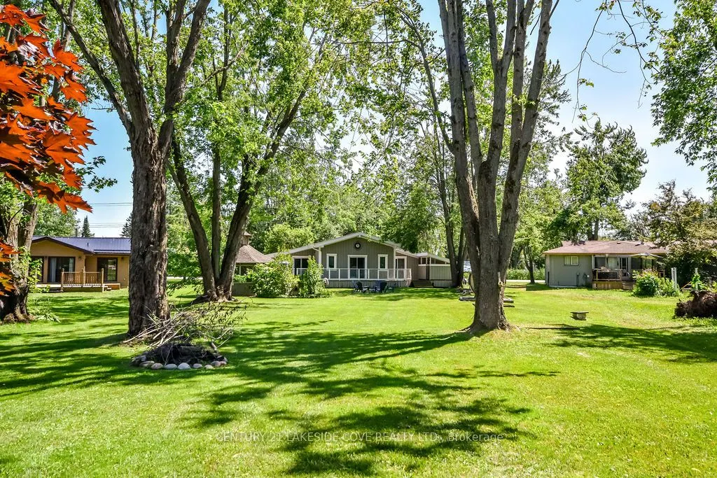 27 Poplar Crescent